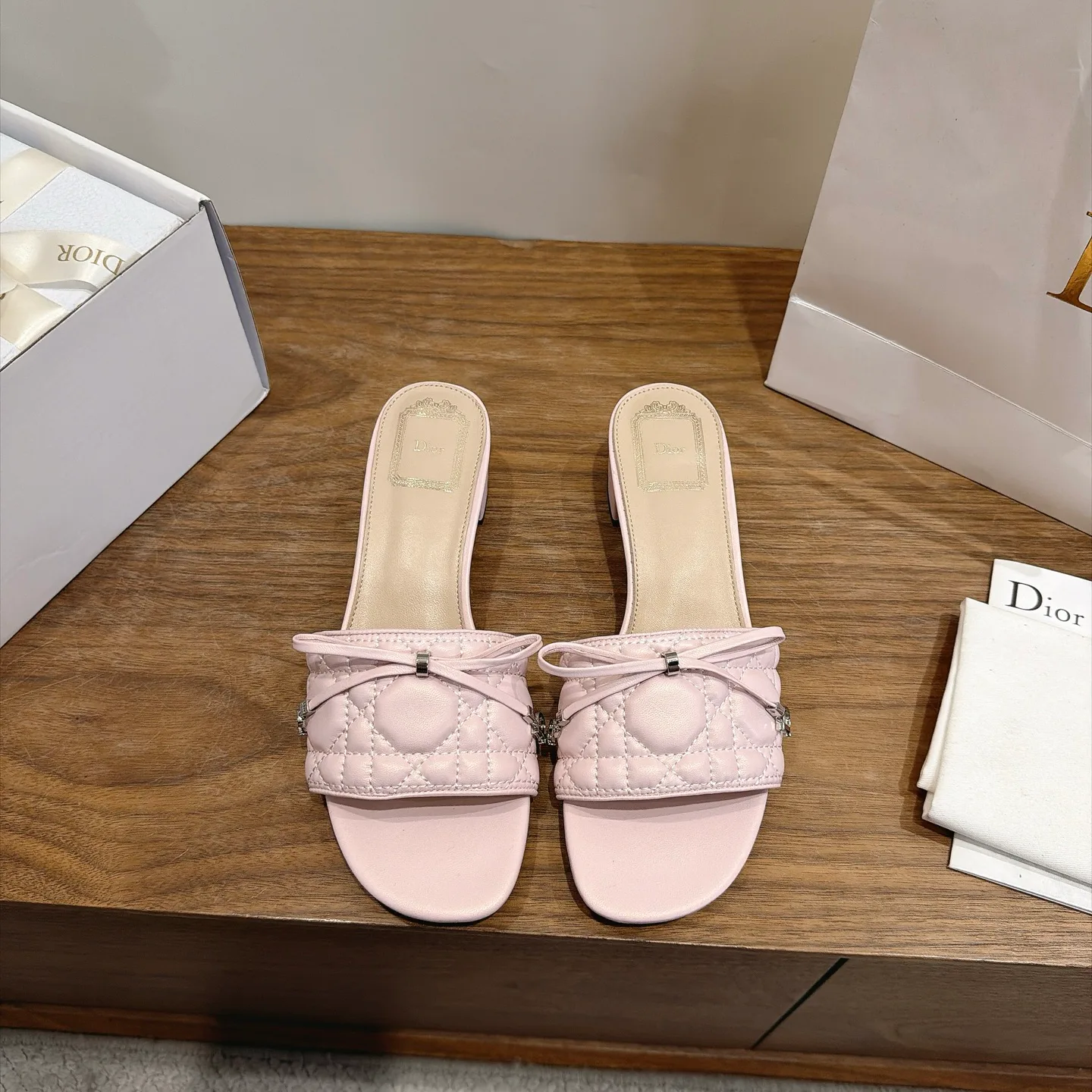 Босоножки Женские Christian Dior 17903973