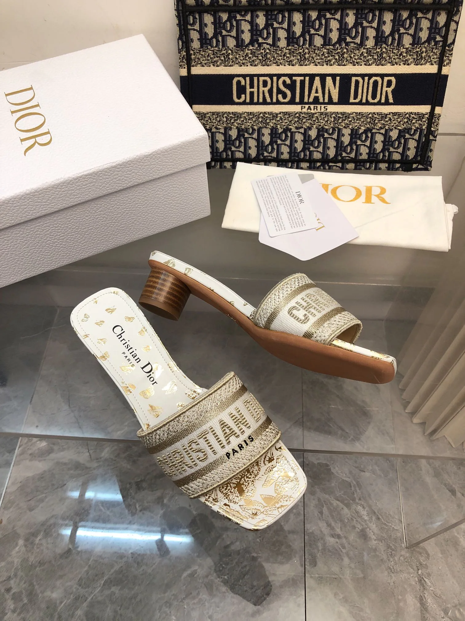 Босоножки Женские Christian Dior 18633998
