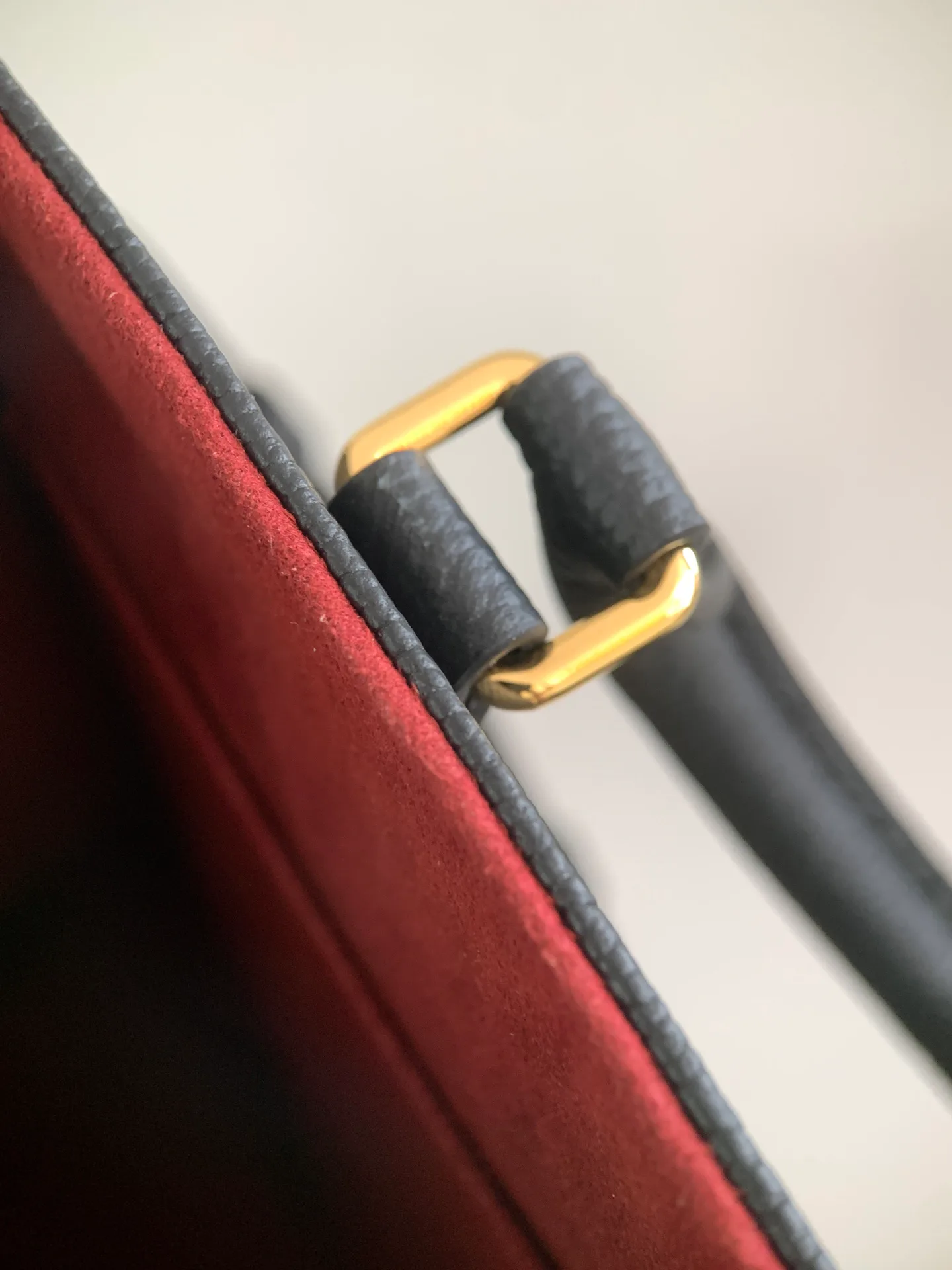 Классические Сумки Женские Louis Vuitton 18148138