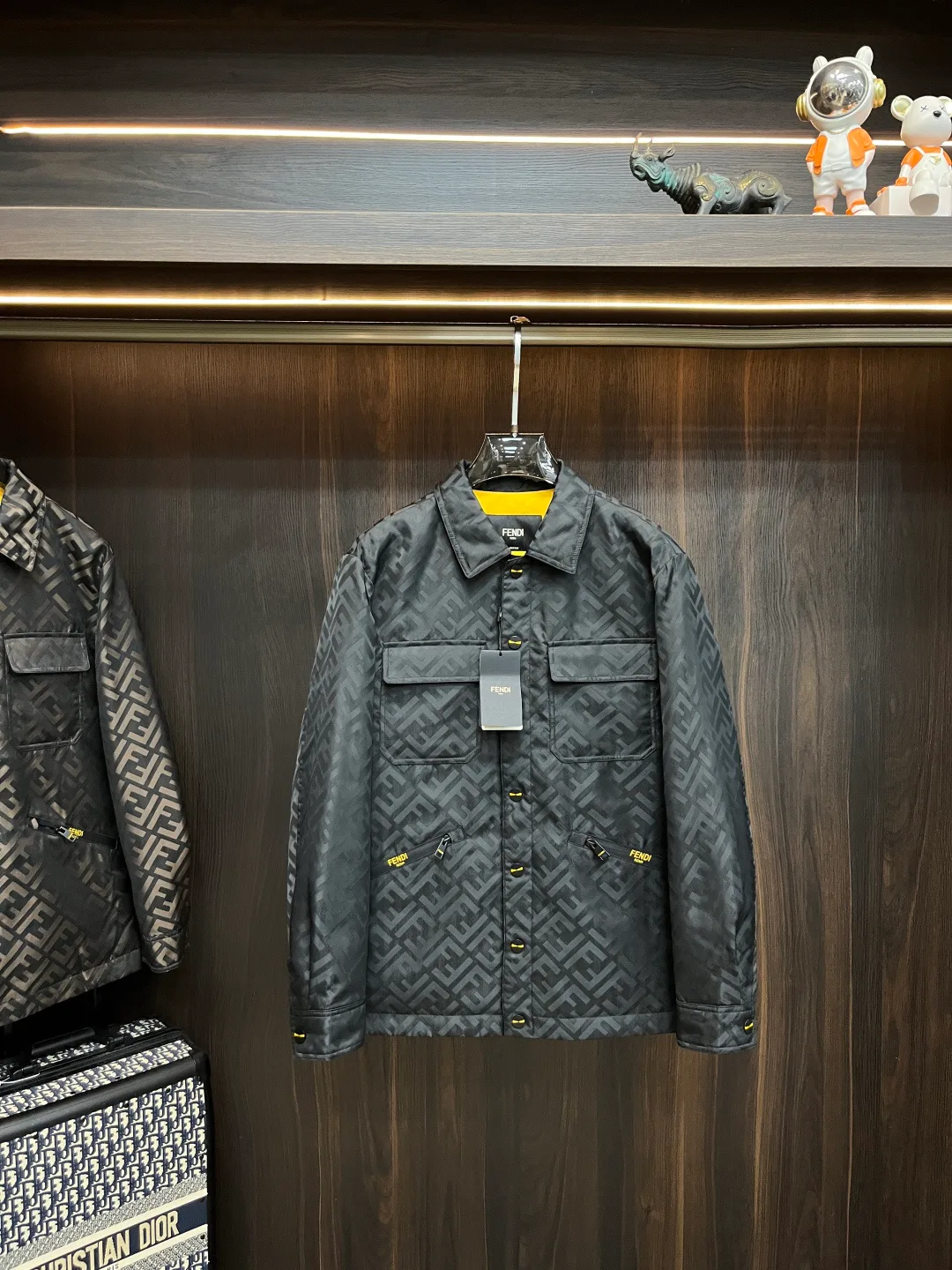 Куртки И Пуховики Мужские Fendi 493001