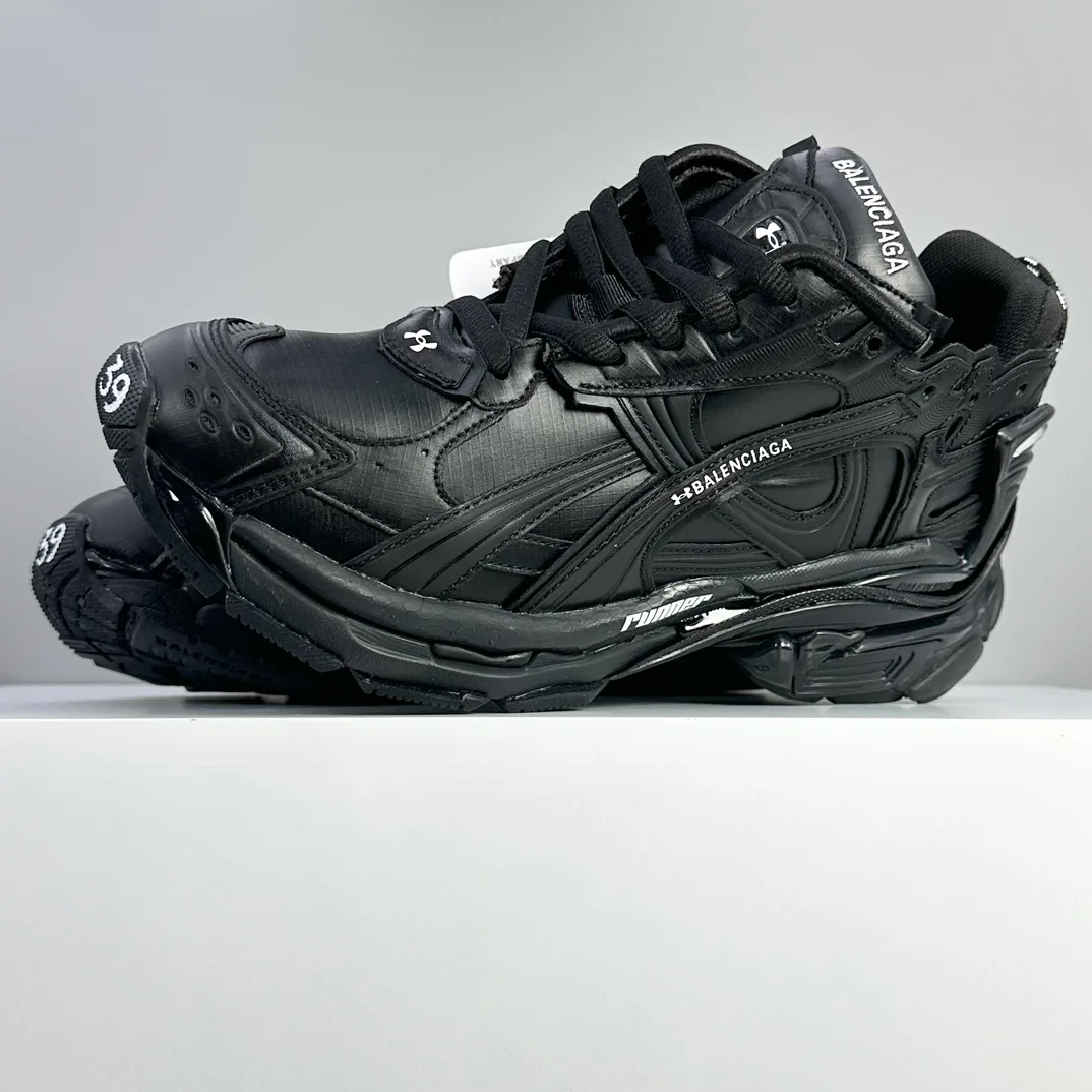 Кроссовки Женские Balenciaga 19773082
