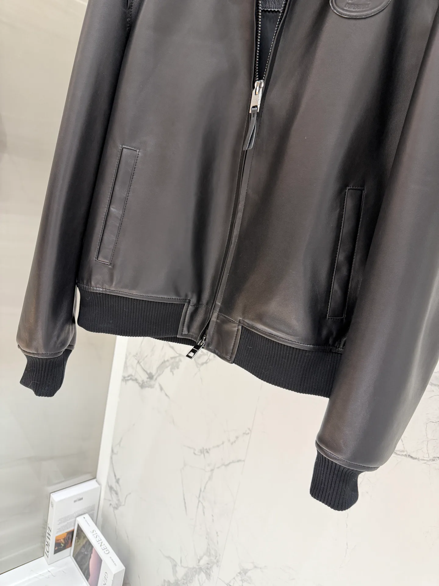 Кожаные Куртки И Дублёнки Женские Burberry 19364370