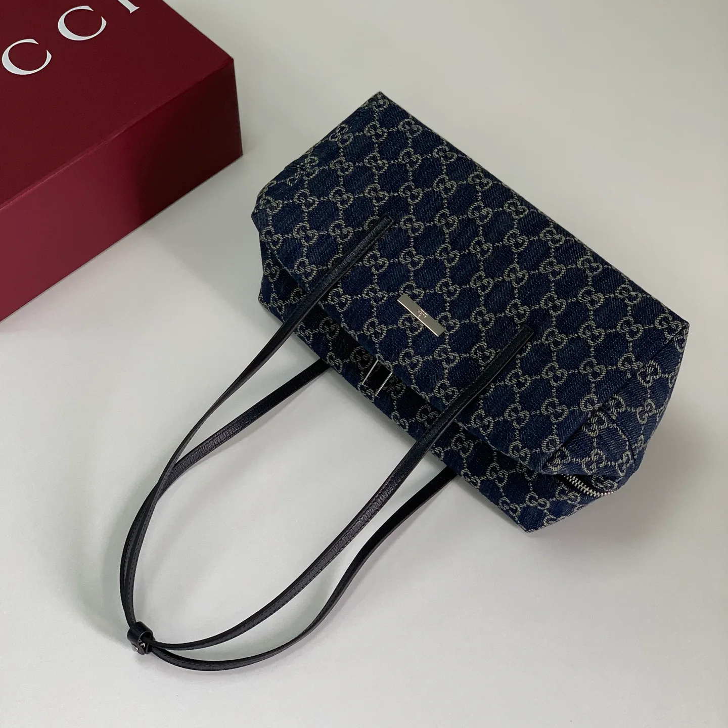 Классические Сумки Женские Gucci 17585990