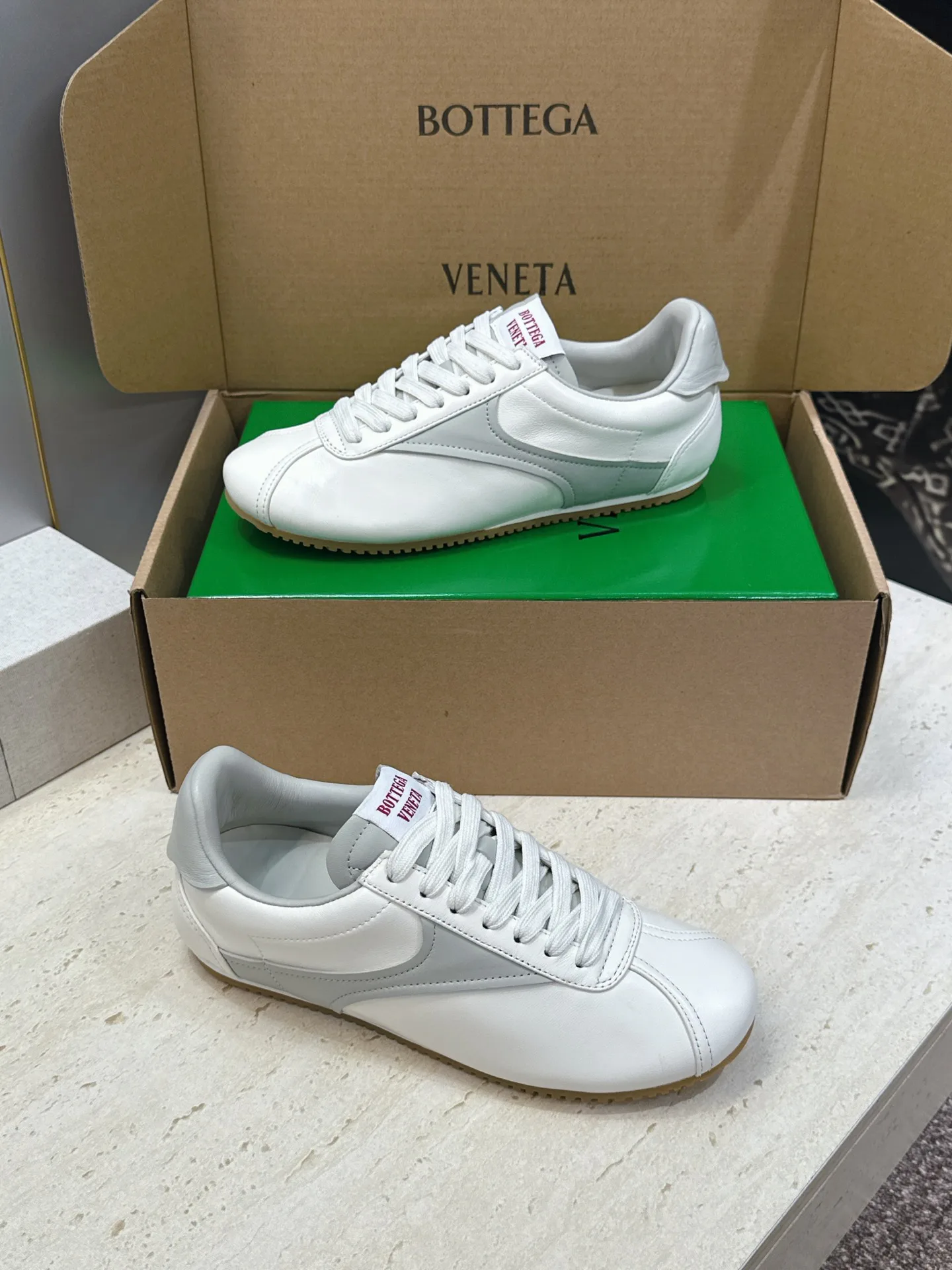 Кроссовки Женские Bottega Veneta 17861783