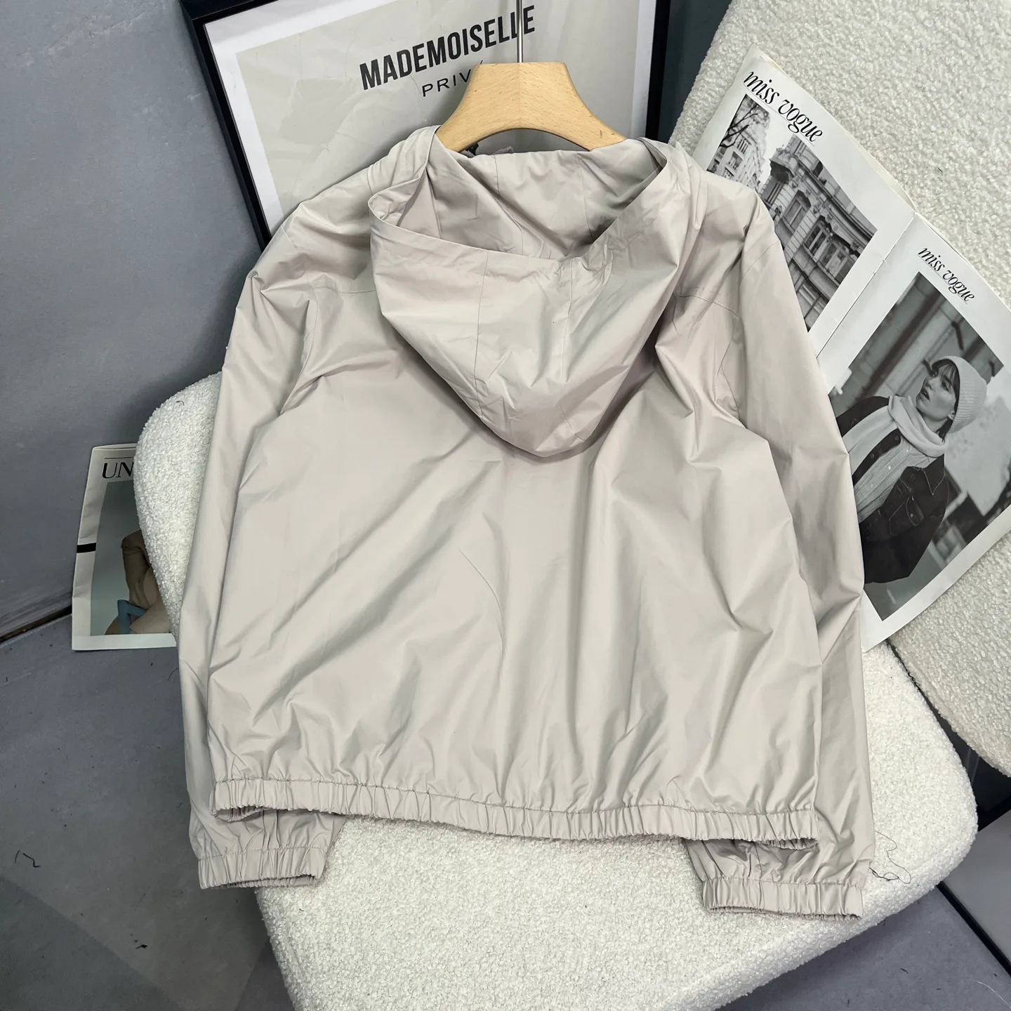 Куртки И Пуховики Женские Moncler 11564456
