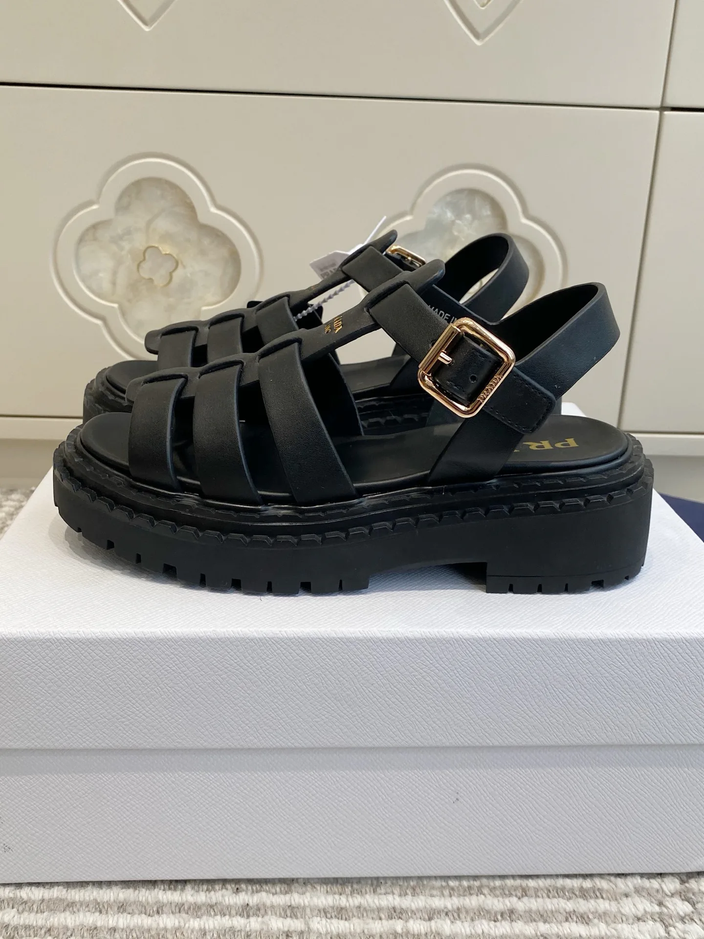 Сандалии Женские Prada 14188481