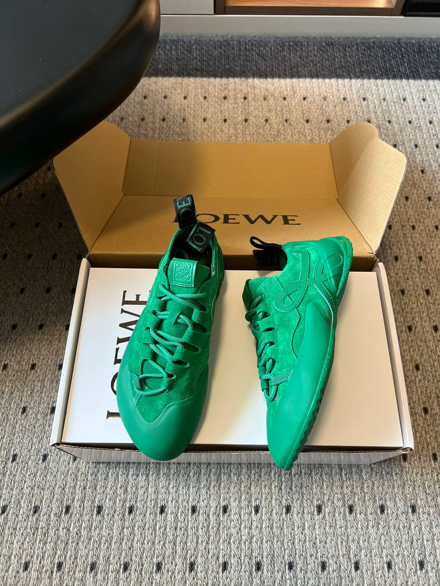 Кроссовки Женские Loewe 11867634