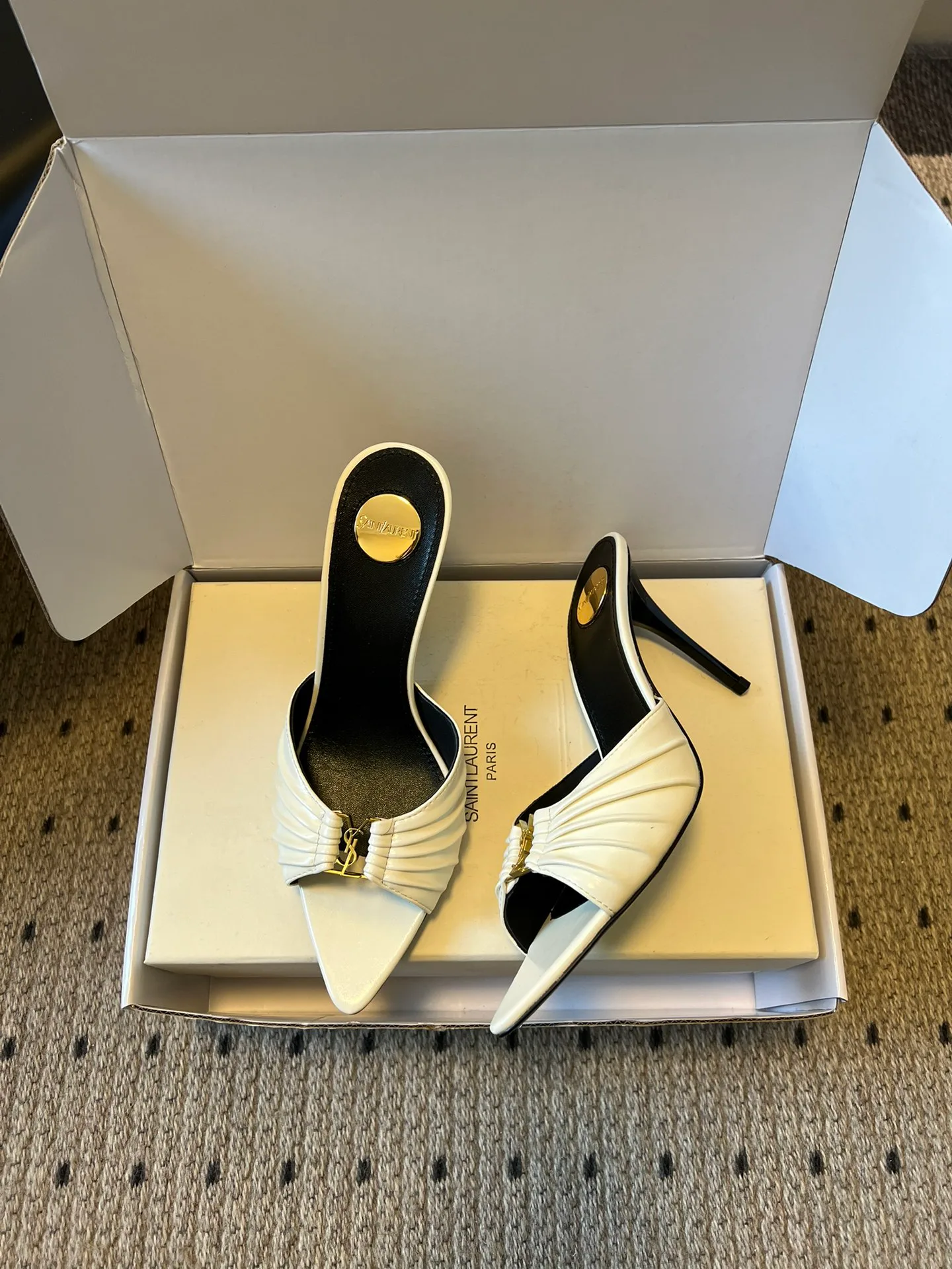 Босоножки Женские Saint Laurent 10835429