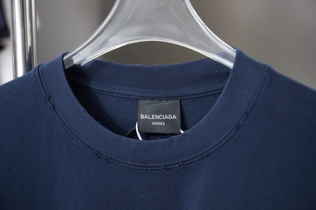 Футболки Женские Balenciaga 10937940