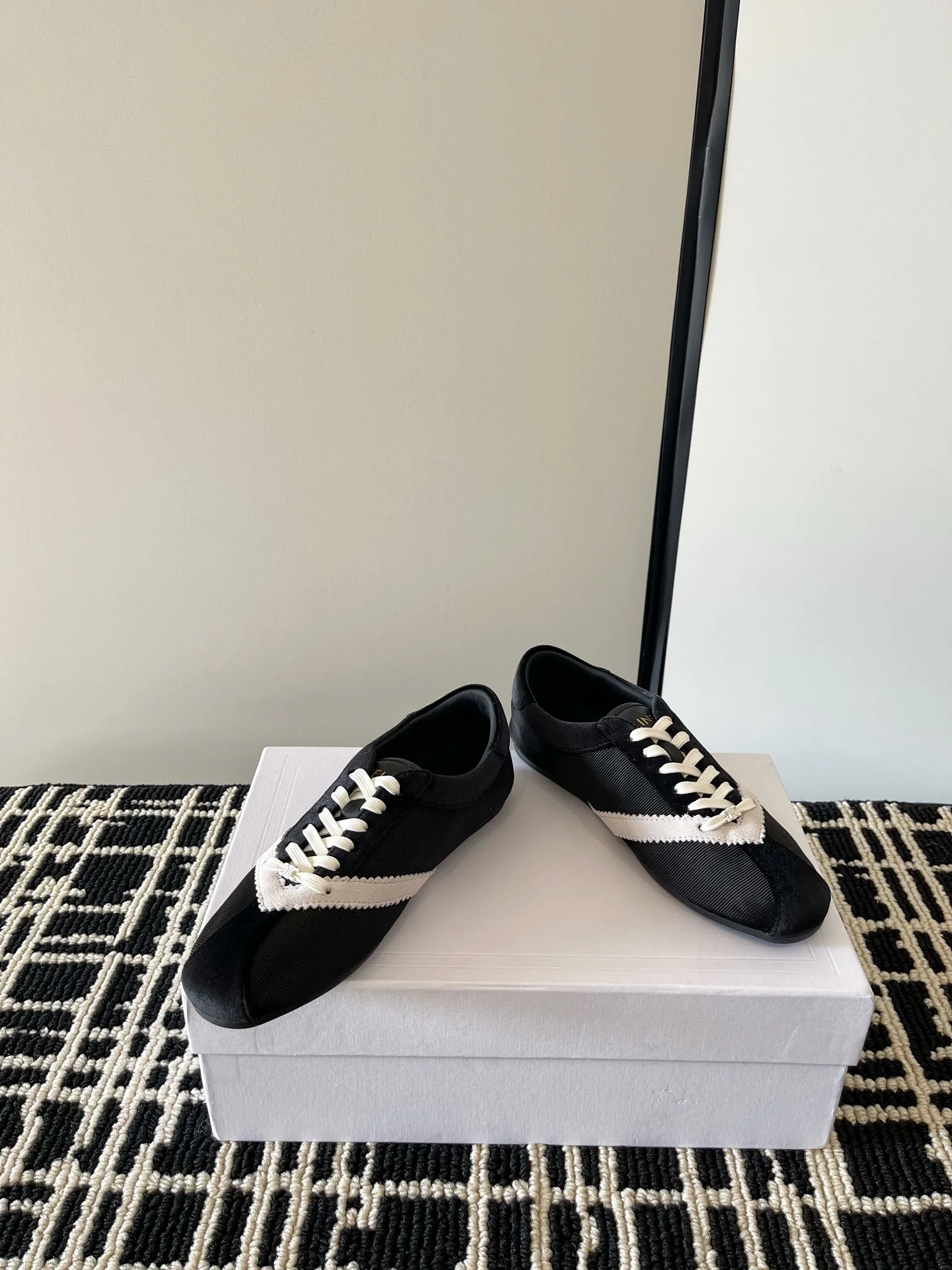 Кроссовки Женские Celine 10654959