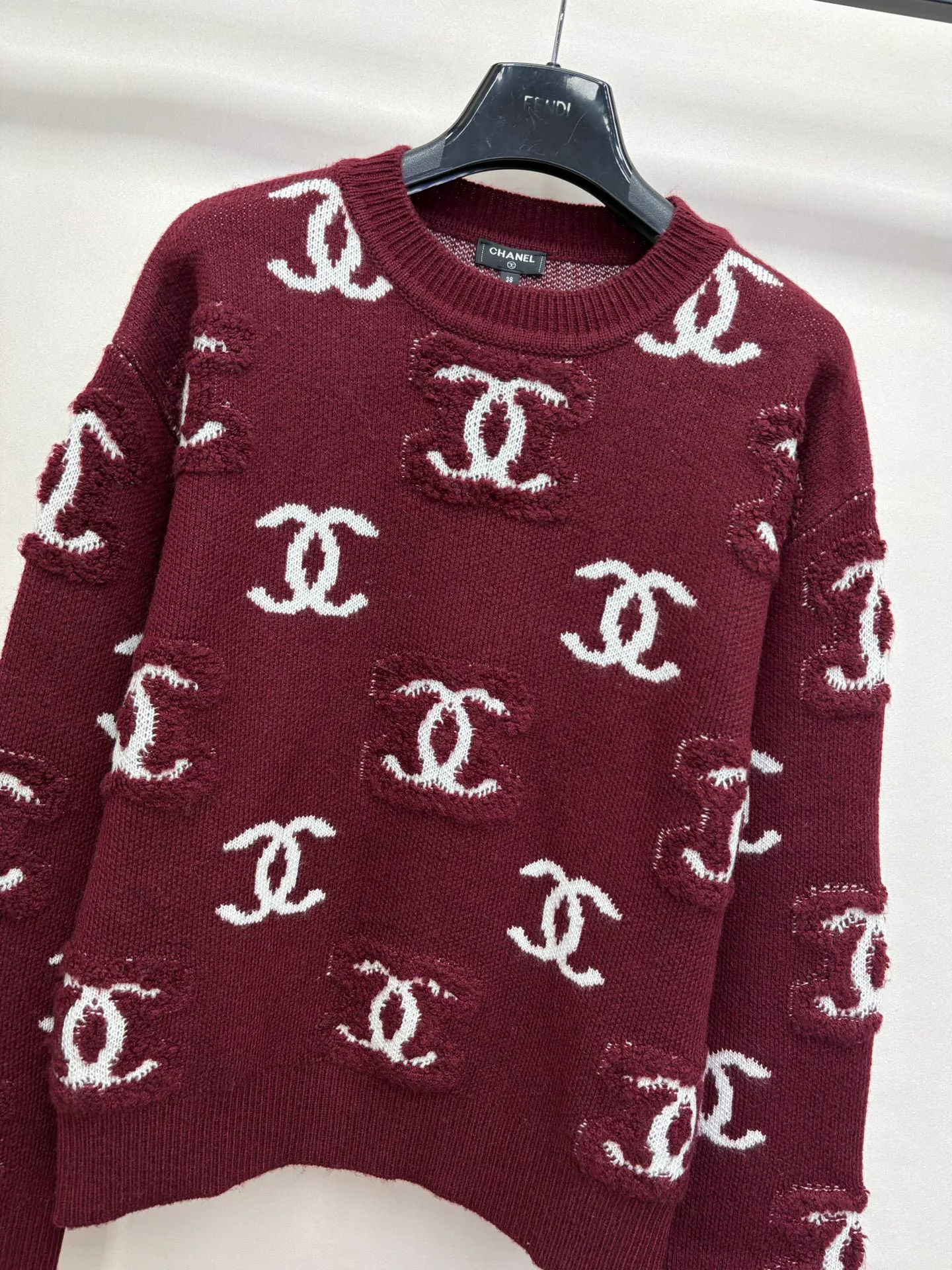 Джемперы И Свитеры Женские Chanel 17696328
