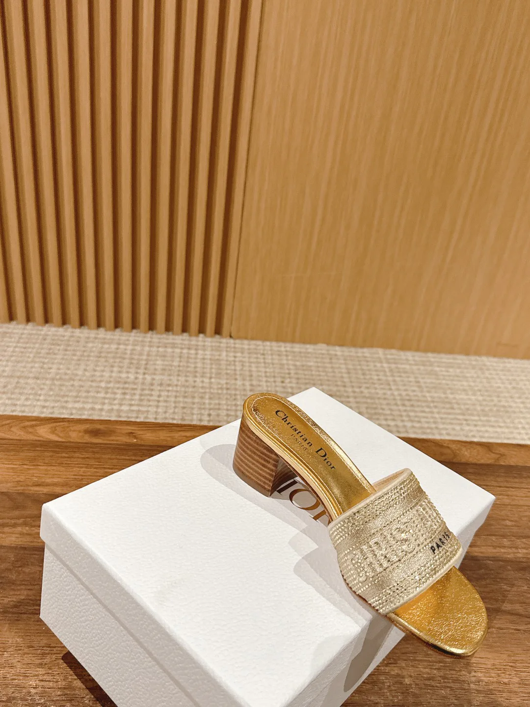 Босоножки Женские Christian Dior 11599925