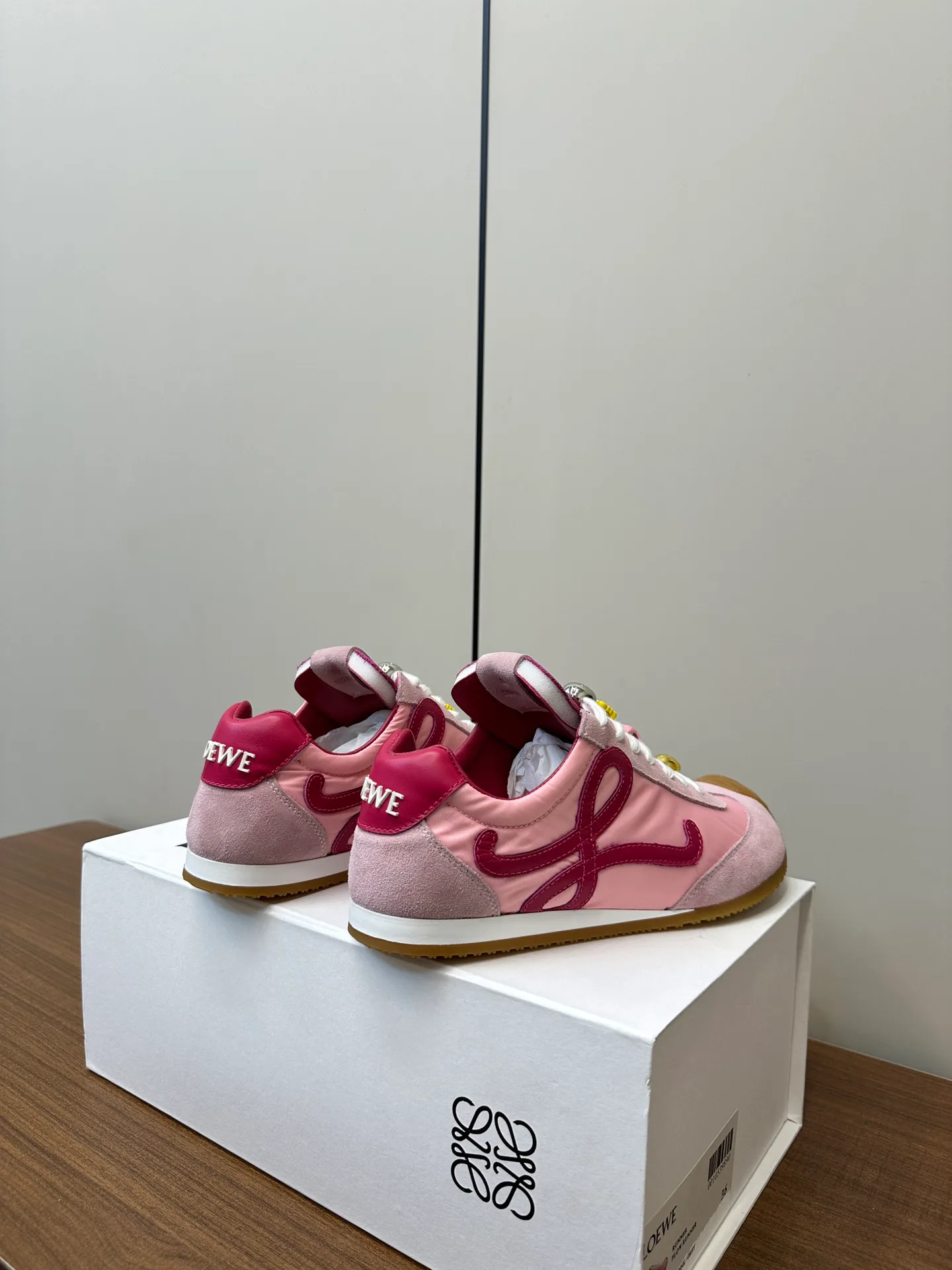 Кроссовки Женские Loewe 11206065