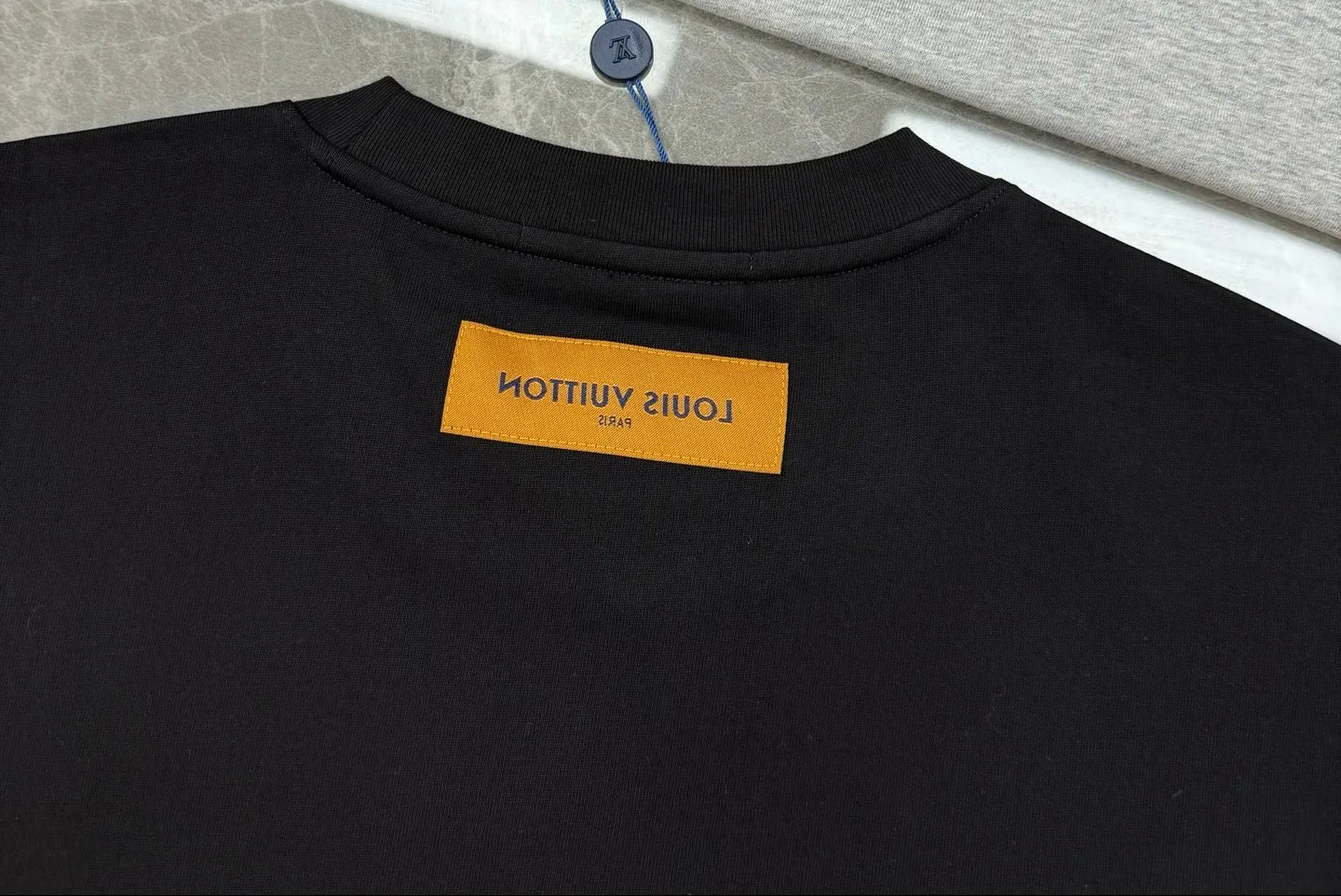 Футболки Женские Louis Vuitton 1887785