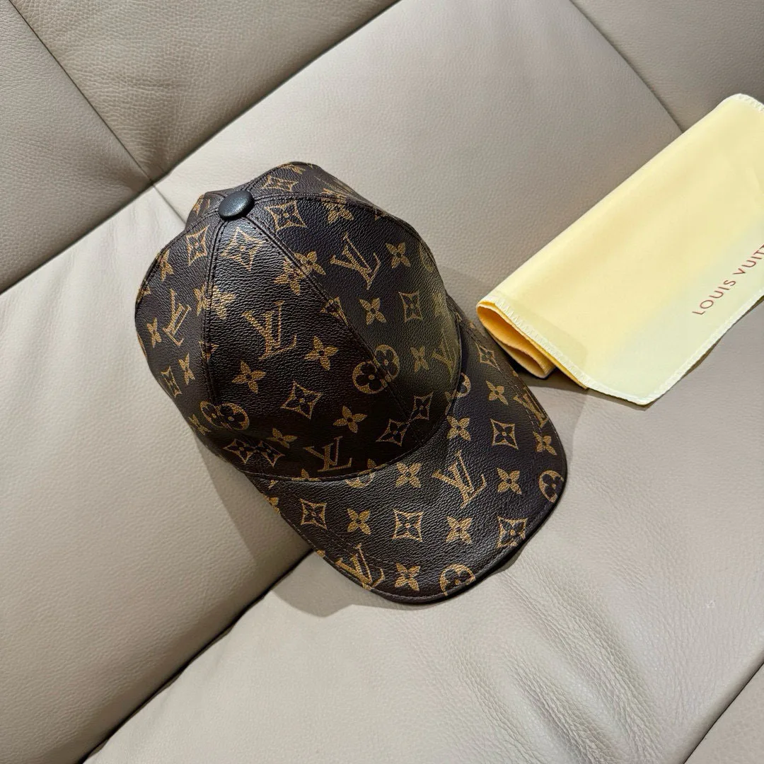 Головные Уборы Louis Vuitton 18105224