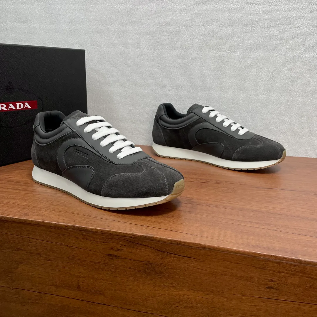 Кроссовки Мужские Prada 11426382