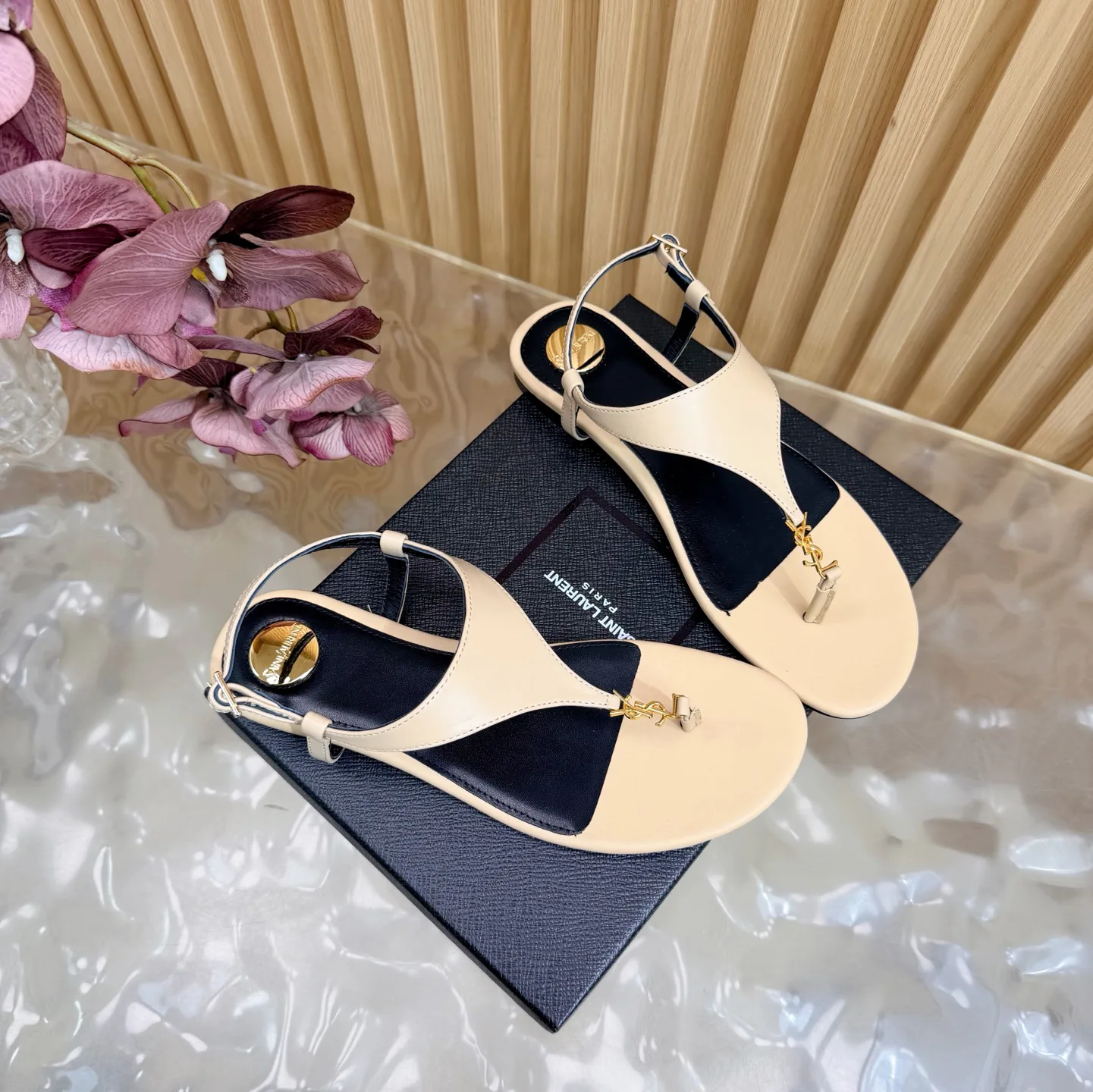 Сандалии Женские Saint Laurent 11660230