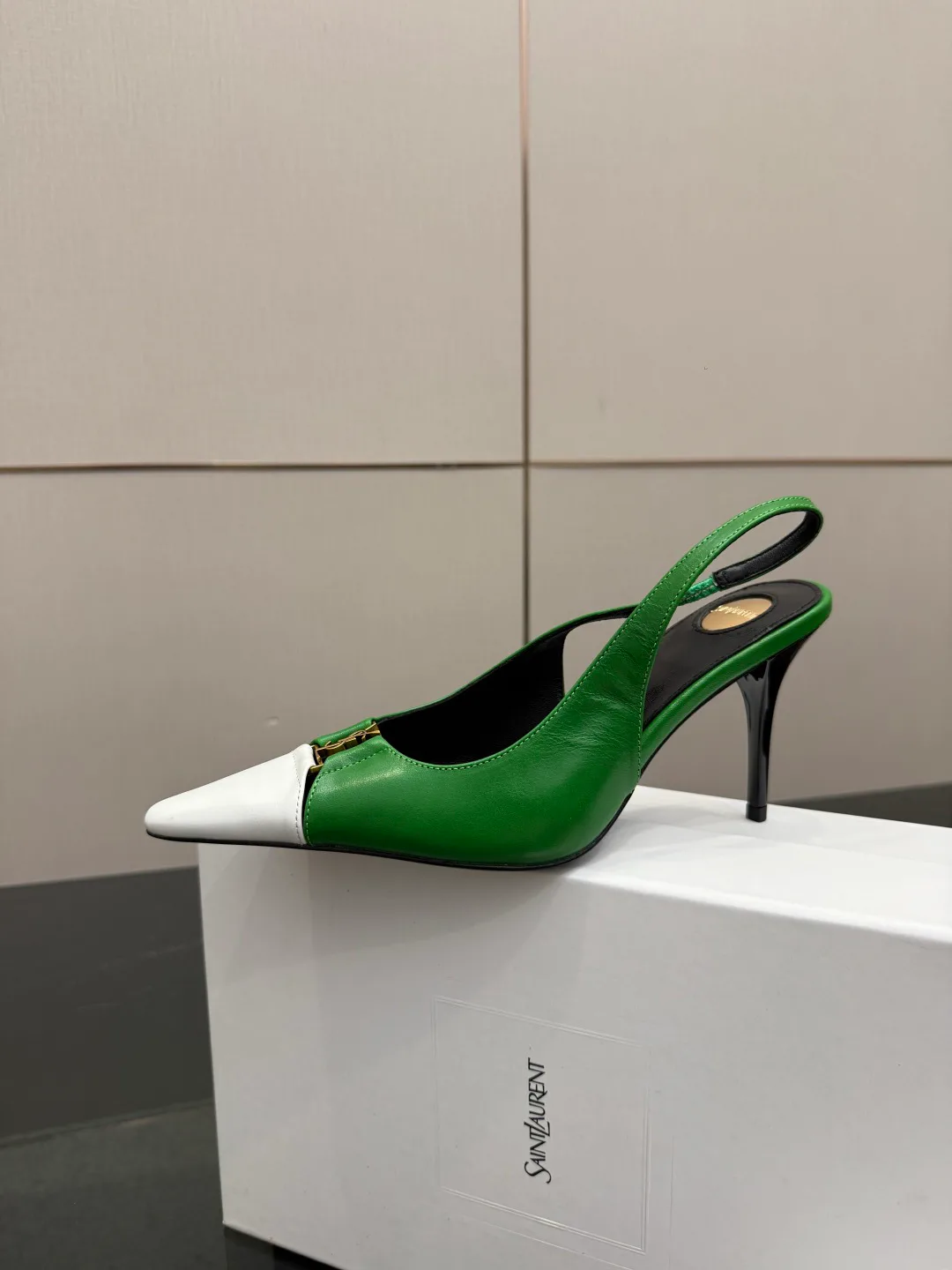 Босоножки Женские Saint Laurent 11409918