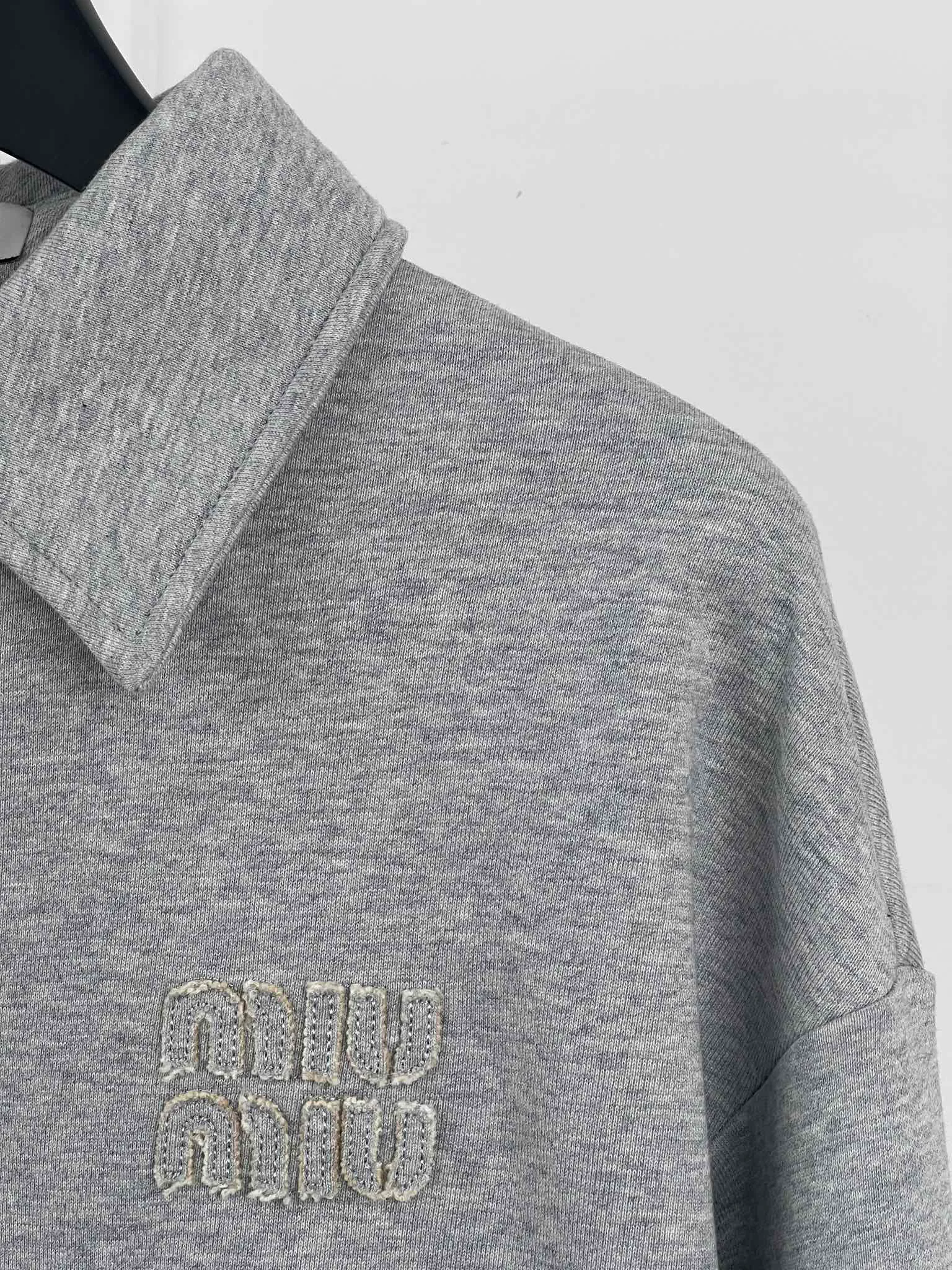 Свитшоты И Худи Женские Miu Miu 17950176
