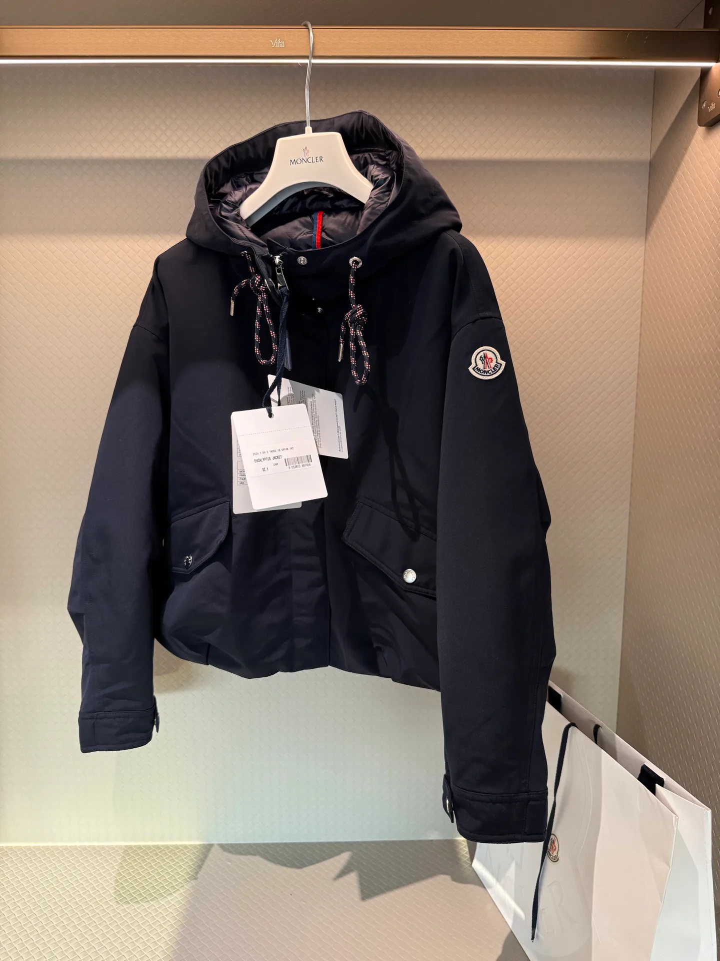 Куртки И Пуховики Женские Moncler 17952952