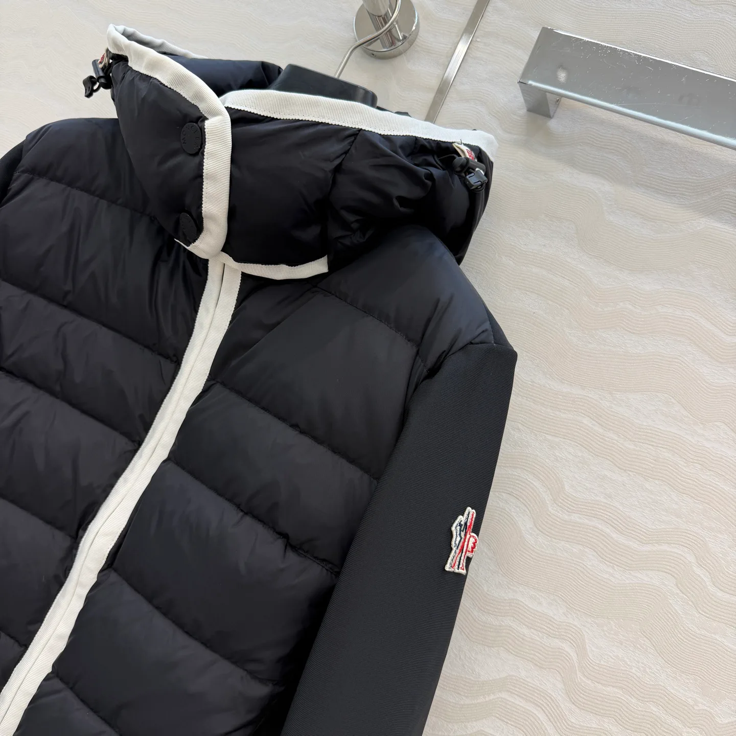 Куртки И Пуховики Женские Moncler 19698108