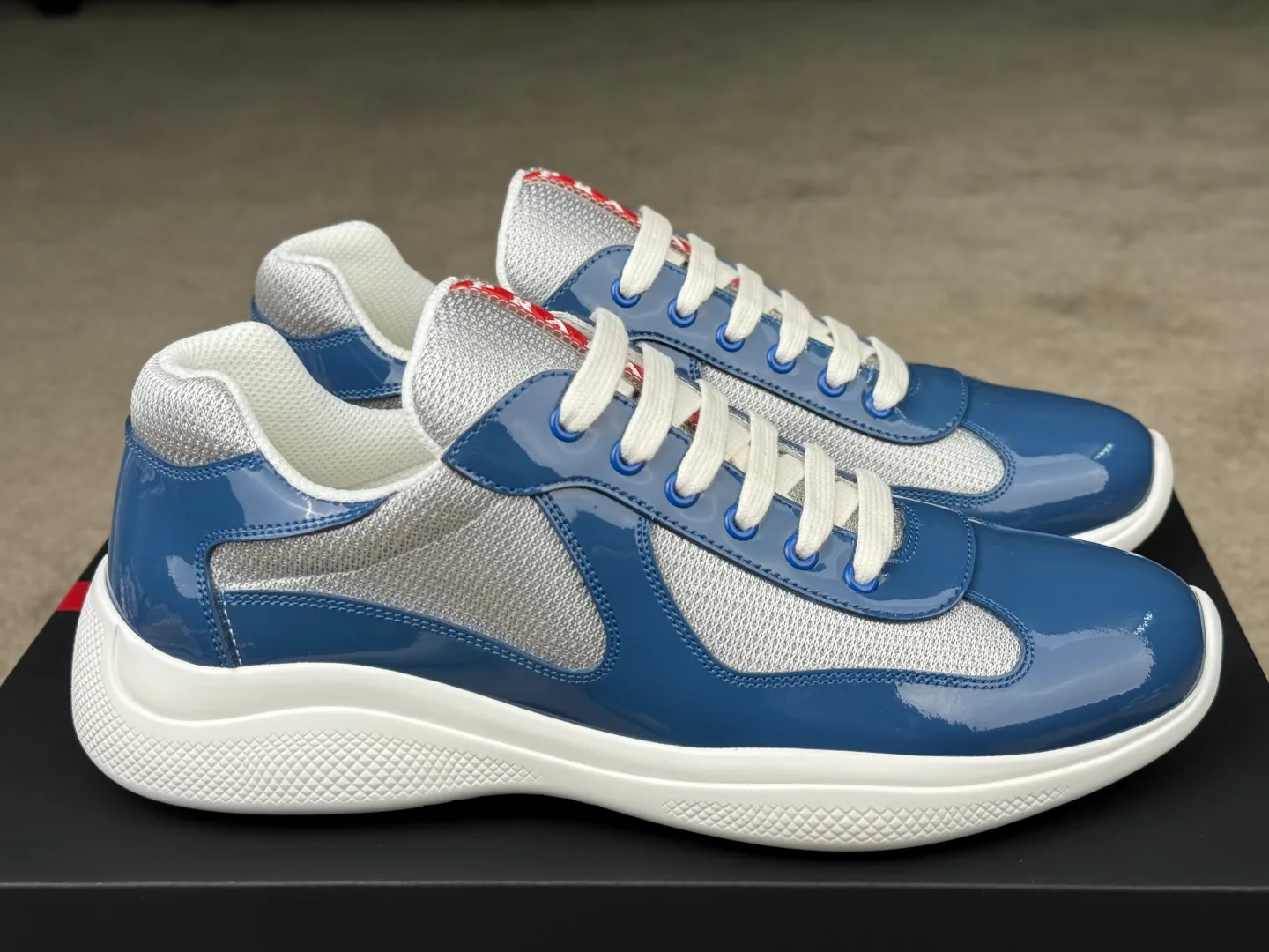 Кроссовки Женские Prada 12730867