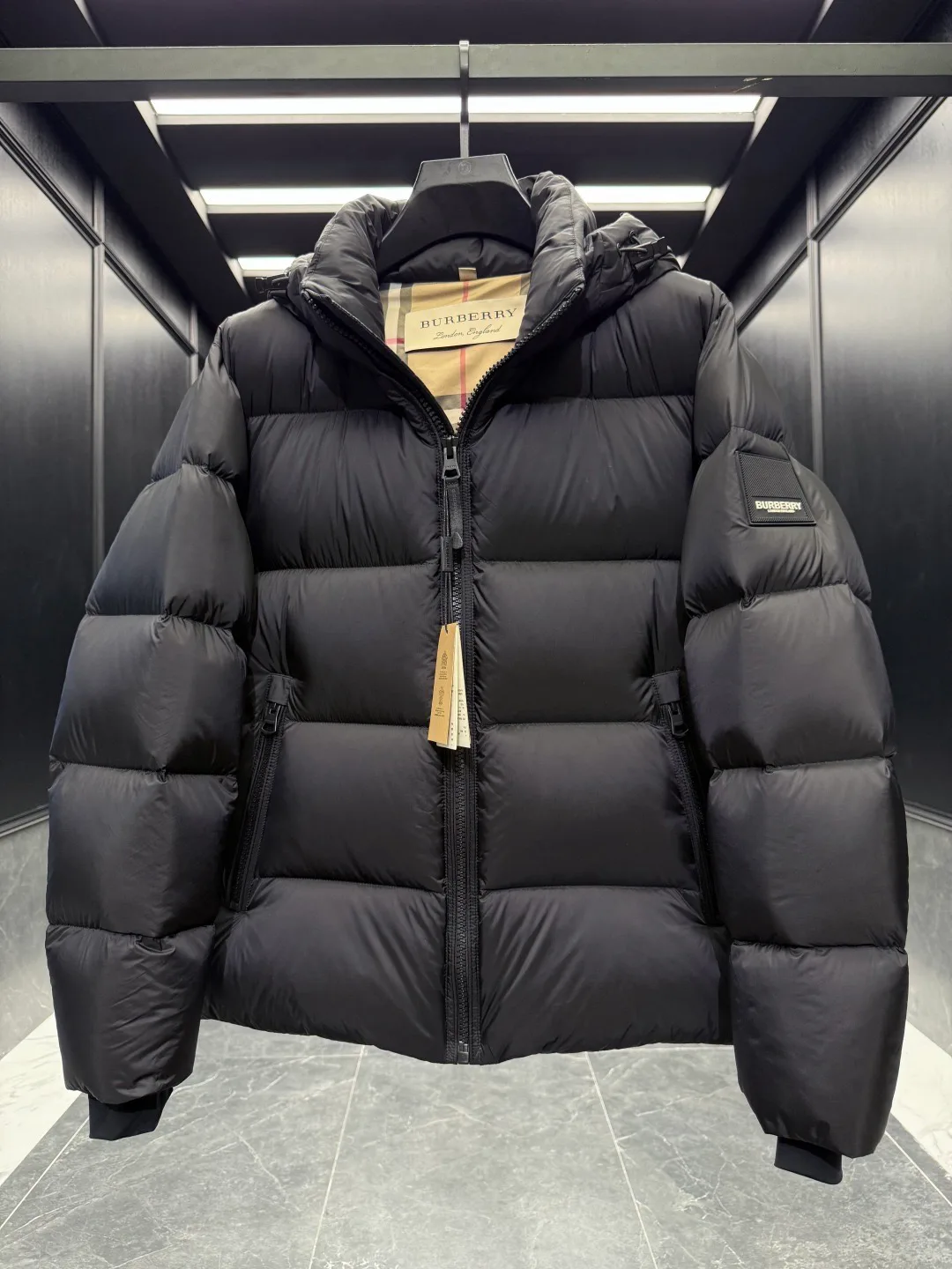 Куртки И Пуховики Женские Burberry 18971782