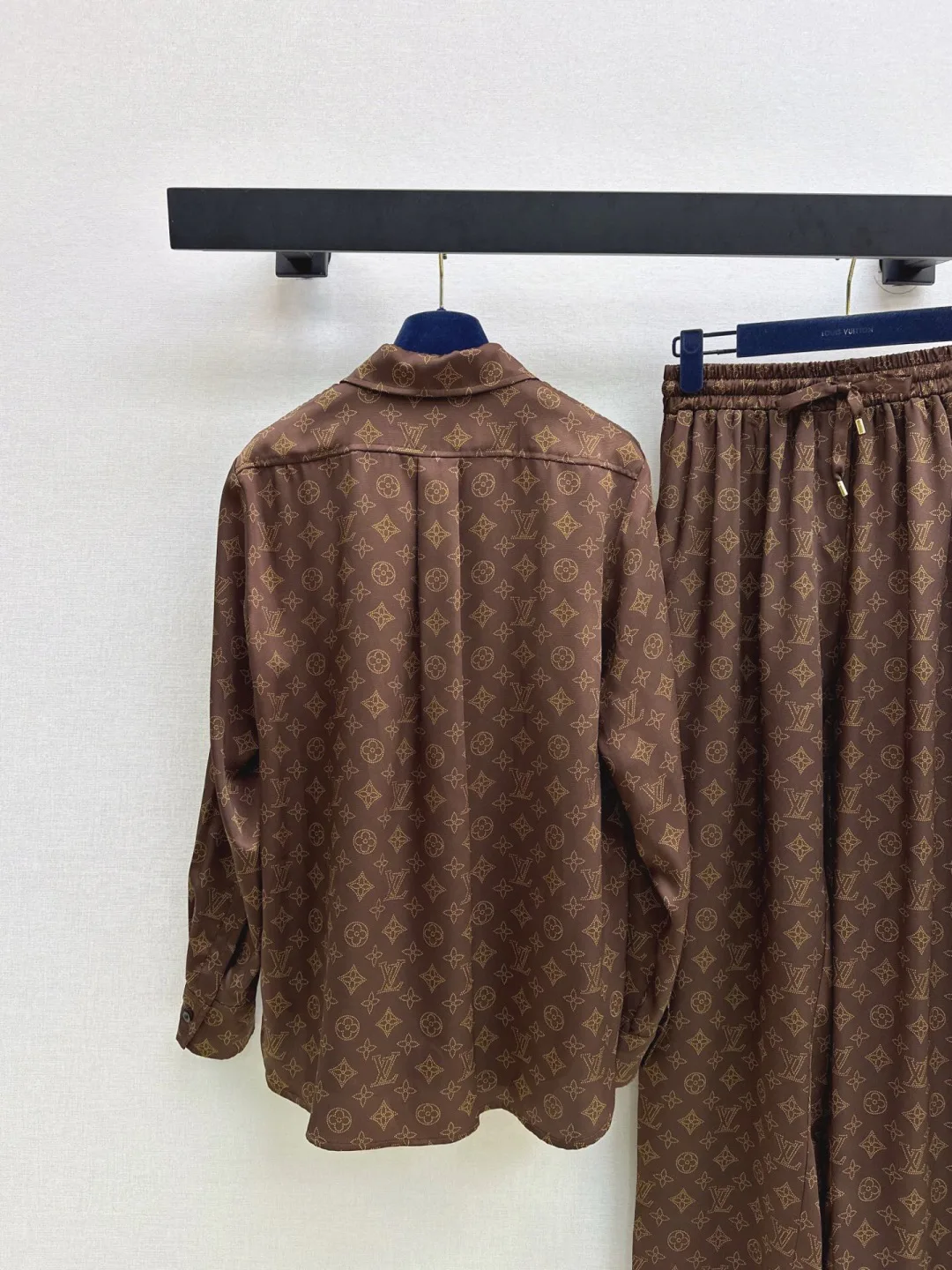 Брюки Женские Louis Vuitton 1396175