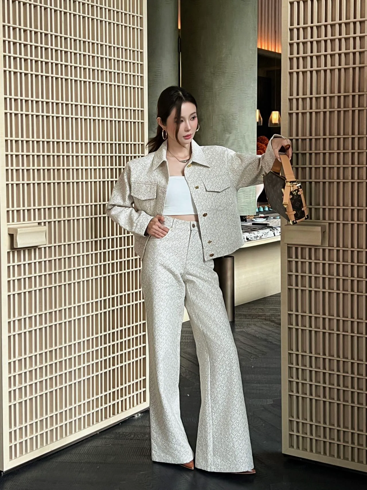 Брюки Женские Louis Vuitton 11775463