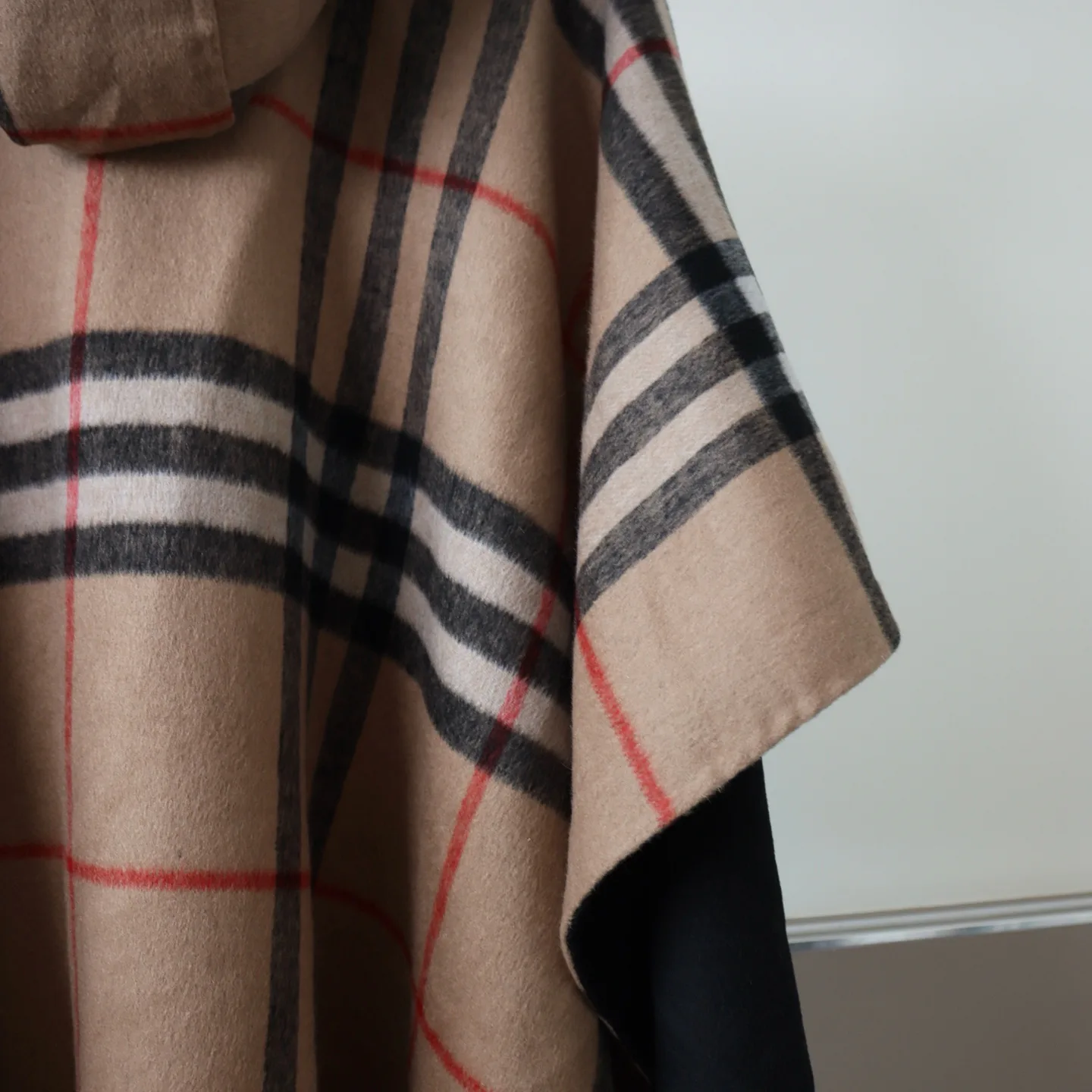 Пальто Женские Burberry 18003149