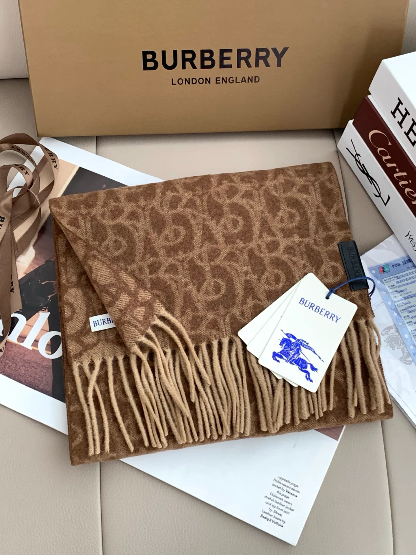 Шарфы Burberry 18222530