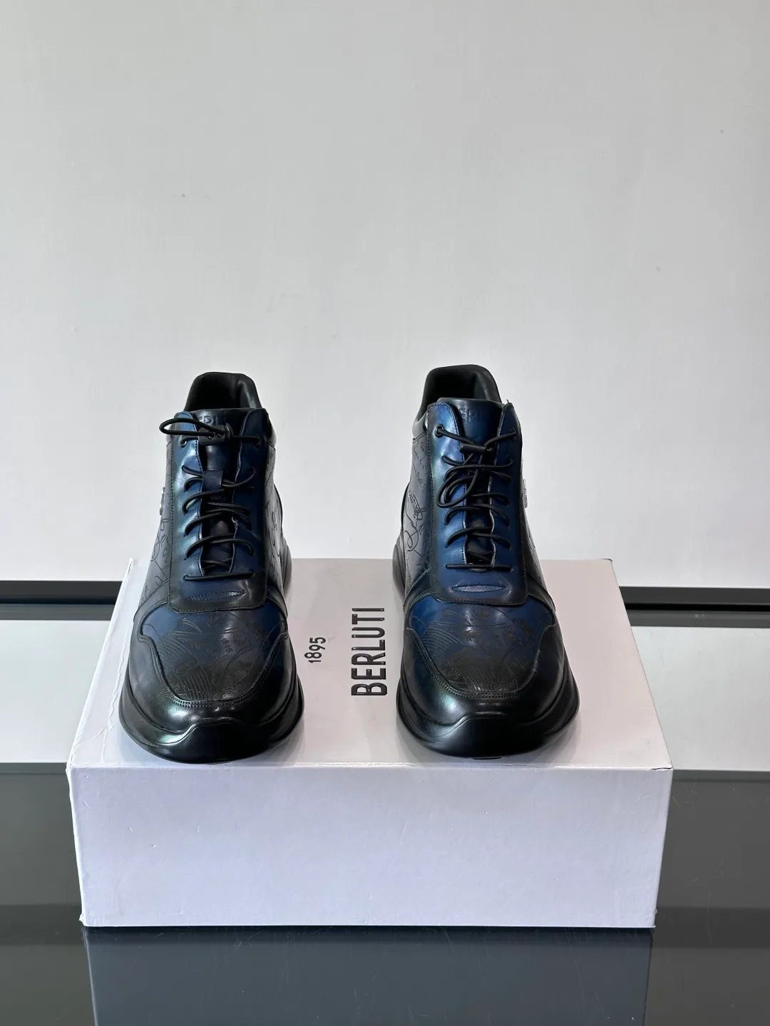 Кроссовки Мужские Berluti 758580