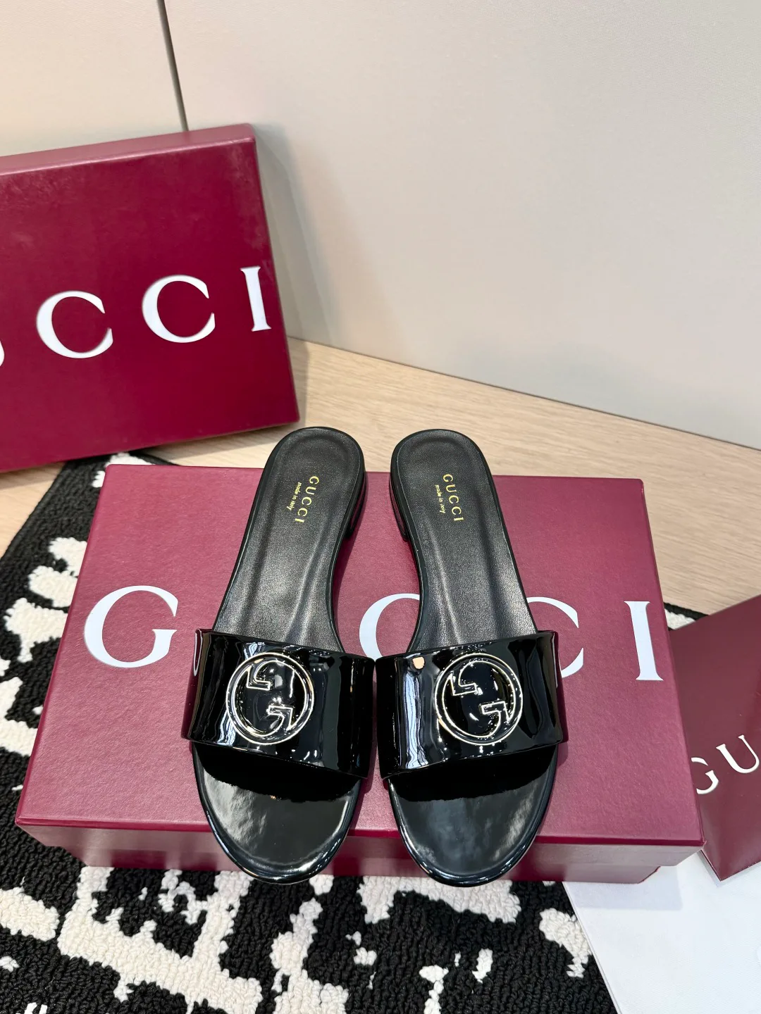 Шлепанцы Женские Gucci 17584