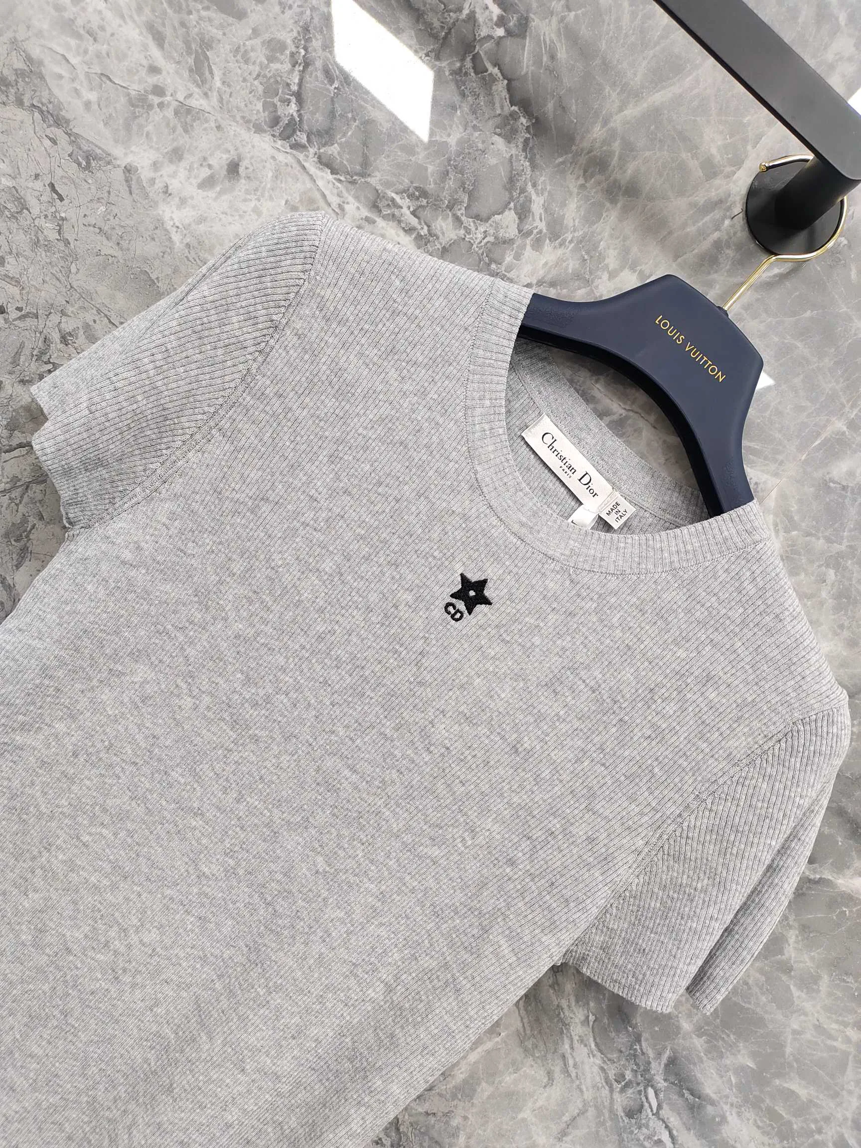 Футболки Женские Christian Dior 11490239