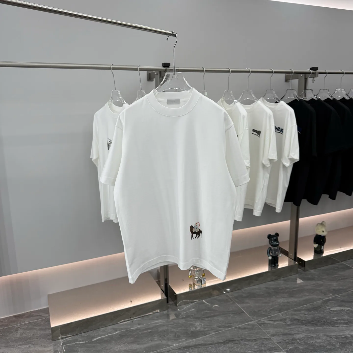 Футболки Женские Christian Dior 1548606