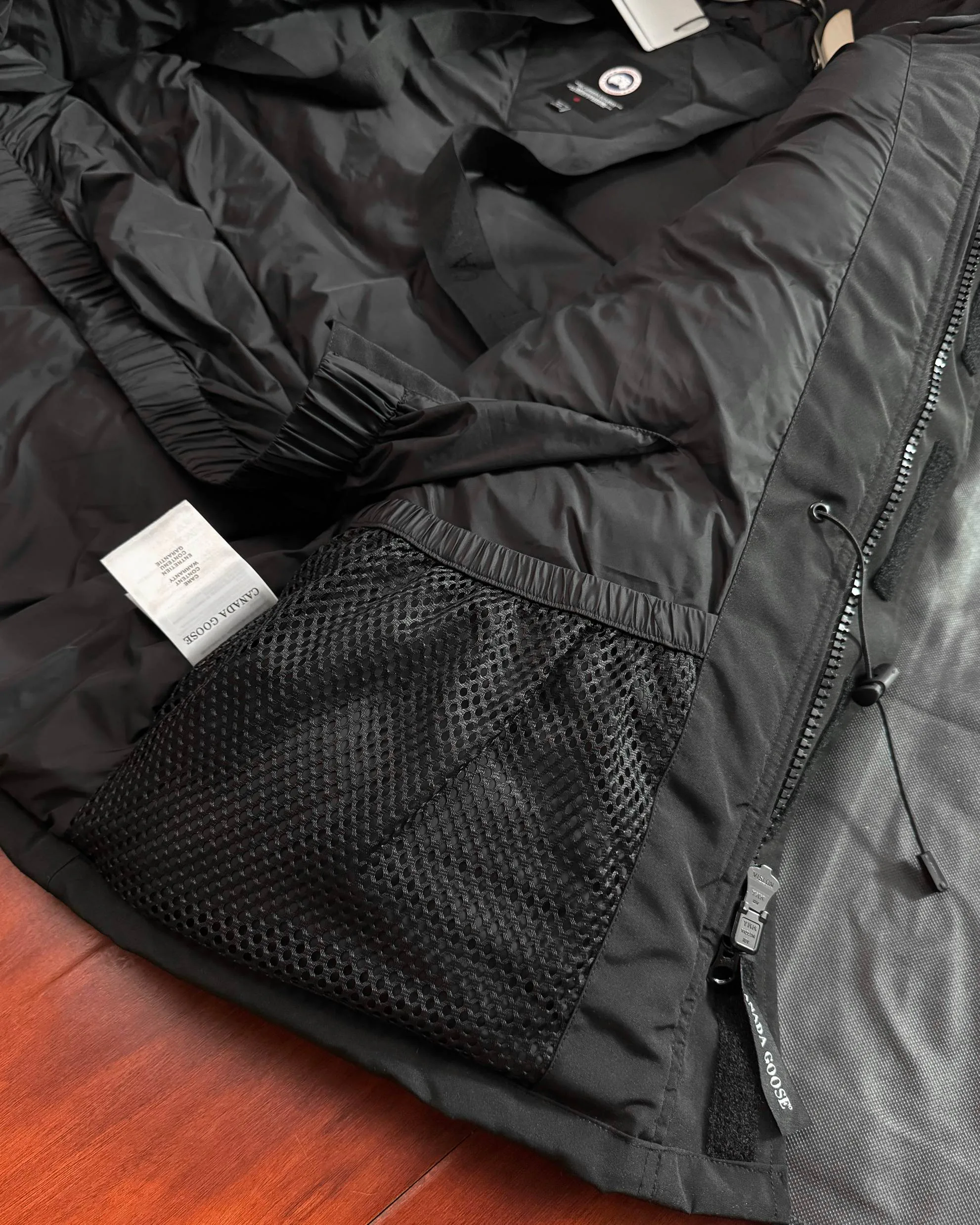 Куртки И Пуховики Женские Canada Goose 19433955