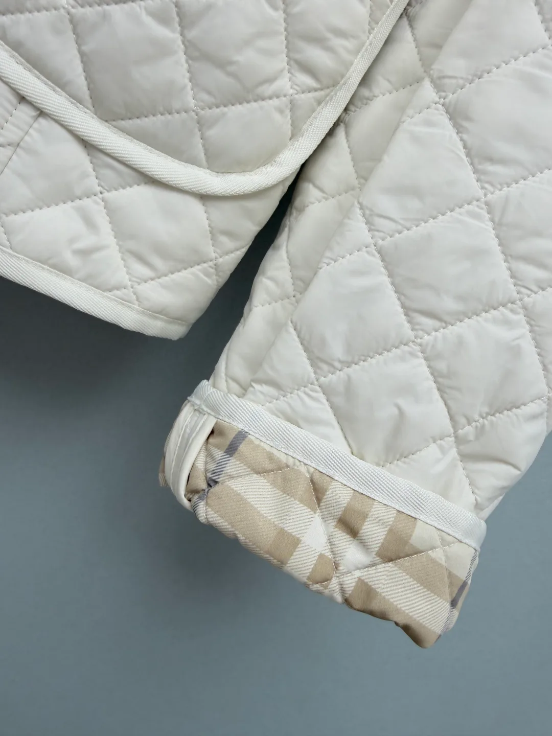 Куртки И Пуховики Женские Burberry 18512940