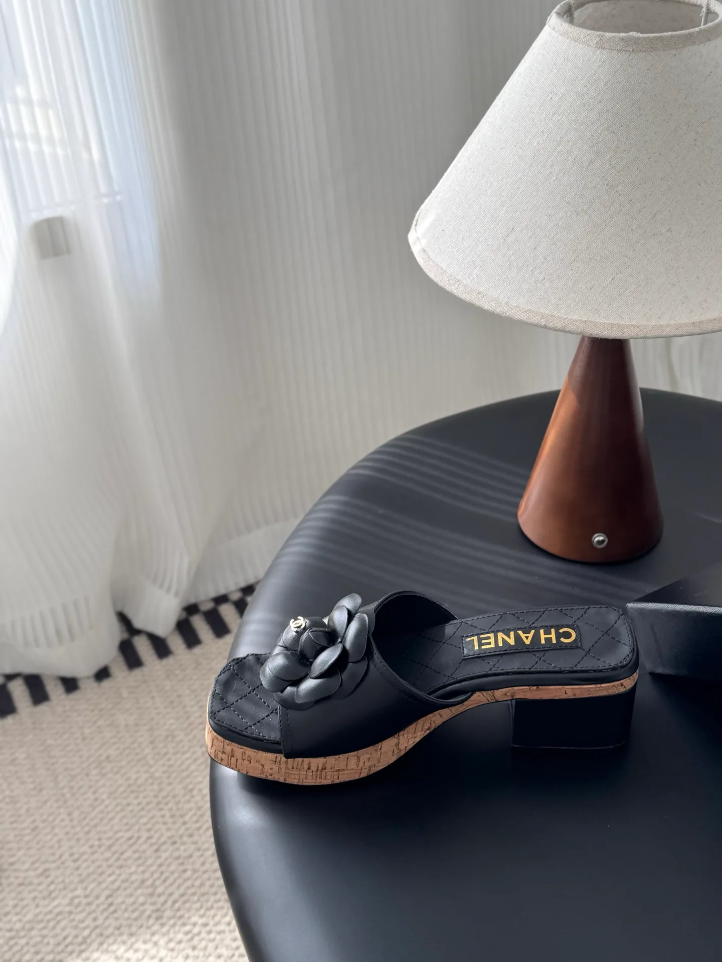 Босоножки Женские Chanel 10939142