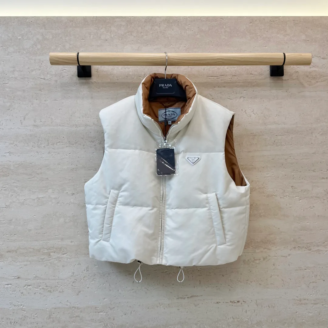 Жилеты Женские Prada 18674641