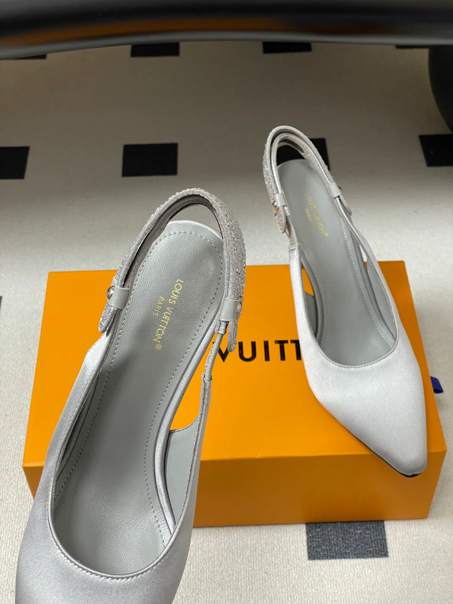 Туфли Женские Louis Vuitton 668703