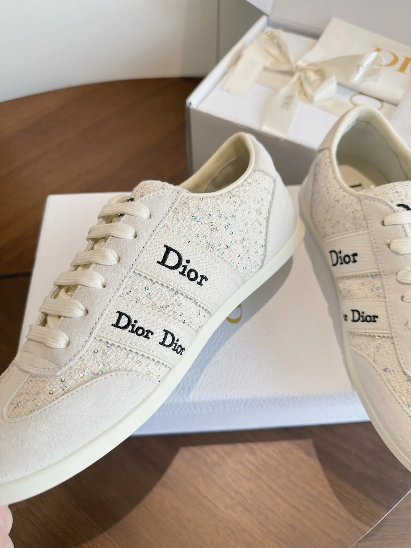 Кроссовки Женские Christian Dior 18443952