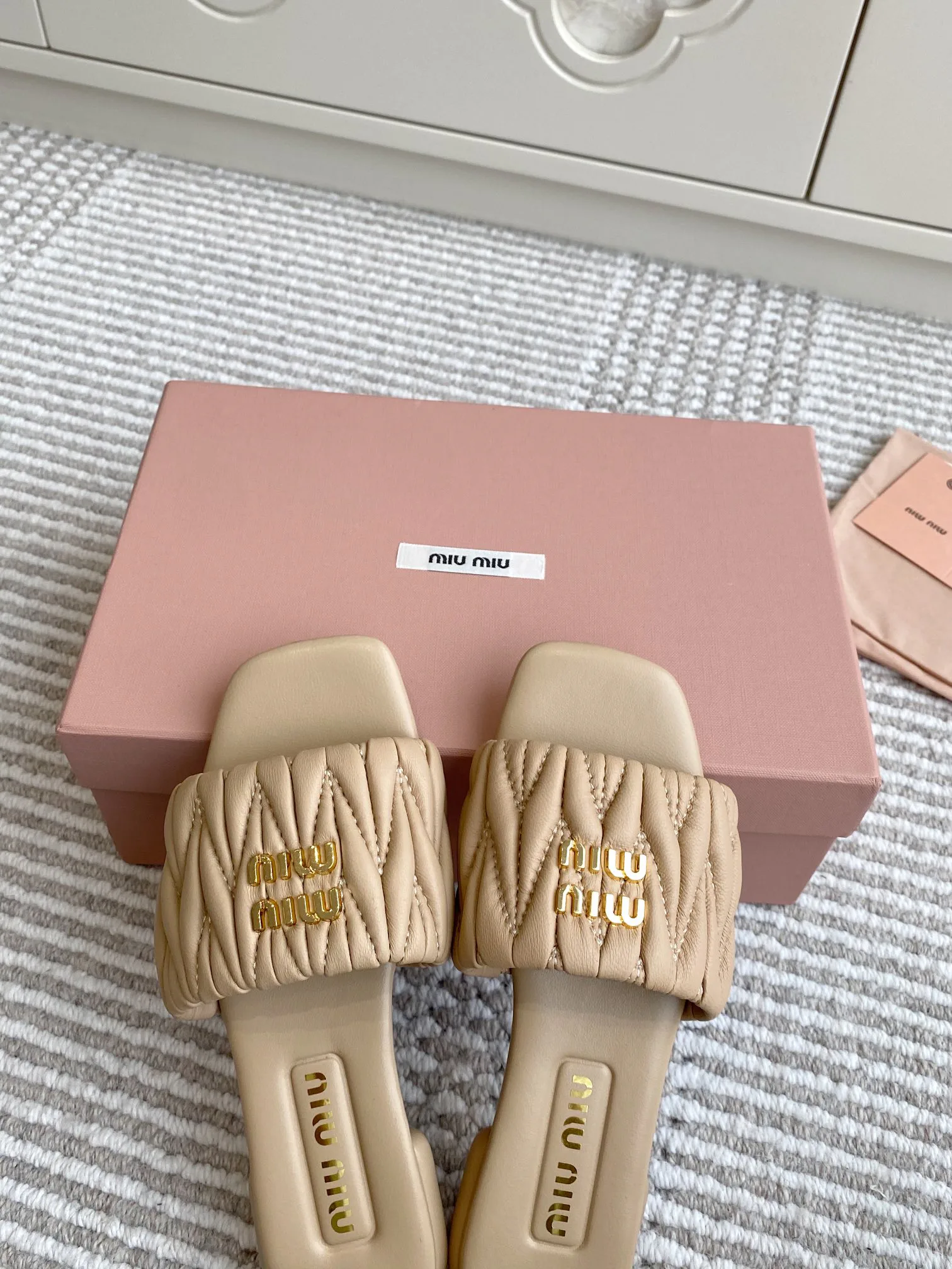 Шлепанцы Женские Miu Miu 11701940