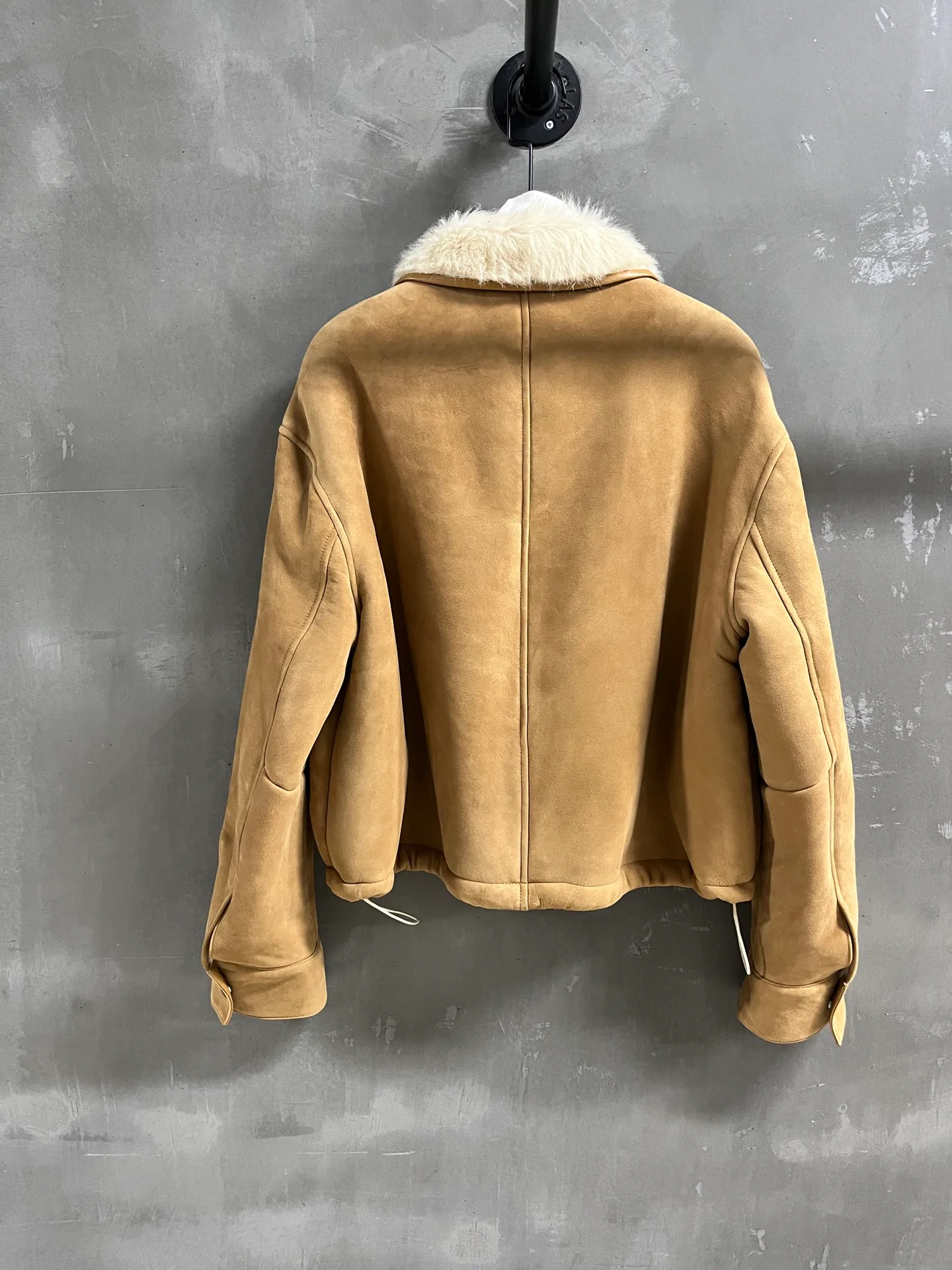 Кожаные Куртки И Дублёнки Женские Miu Miu 784899