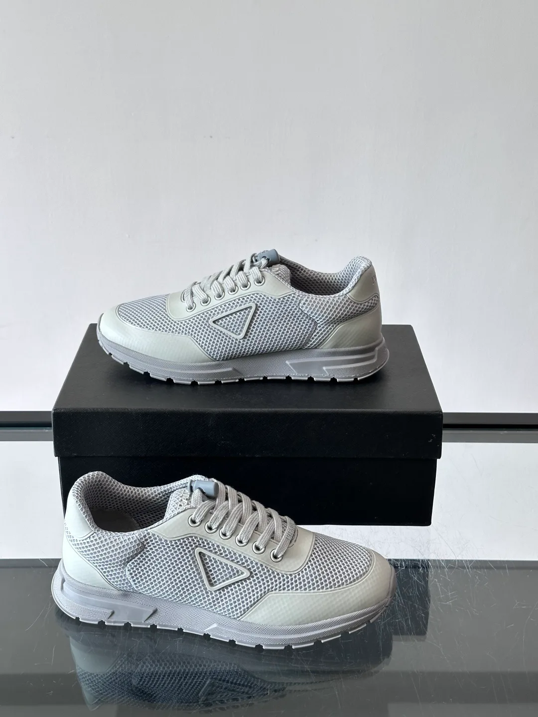 Кроссовки Мужские Prada 17646151