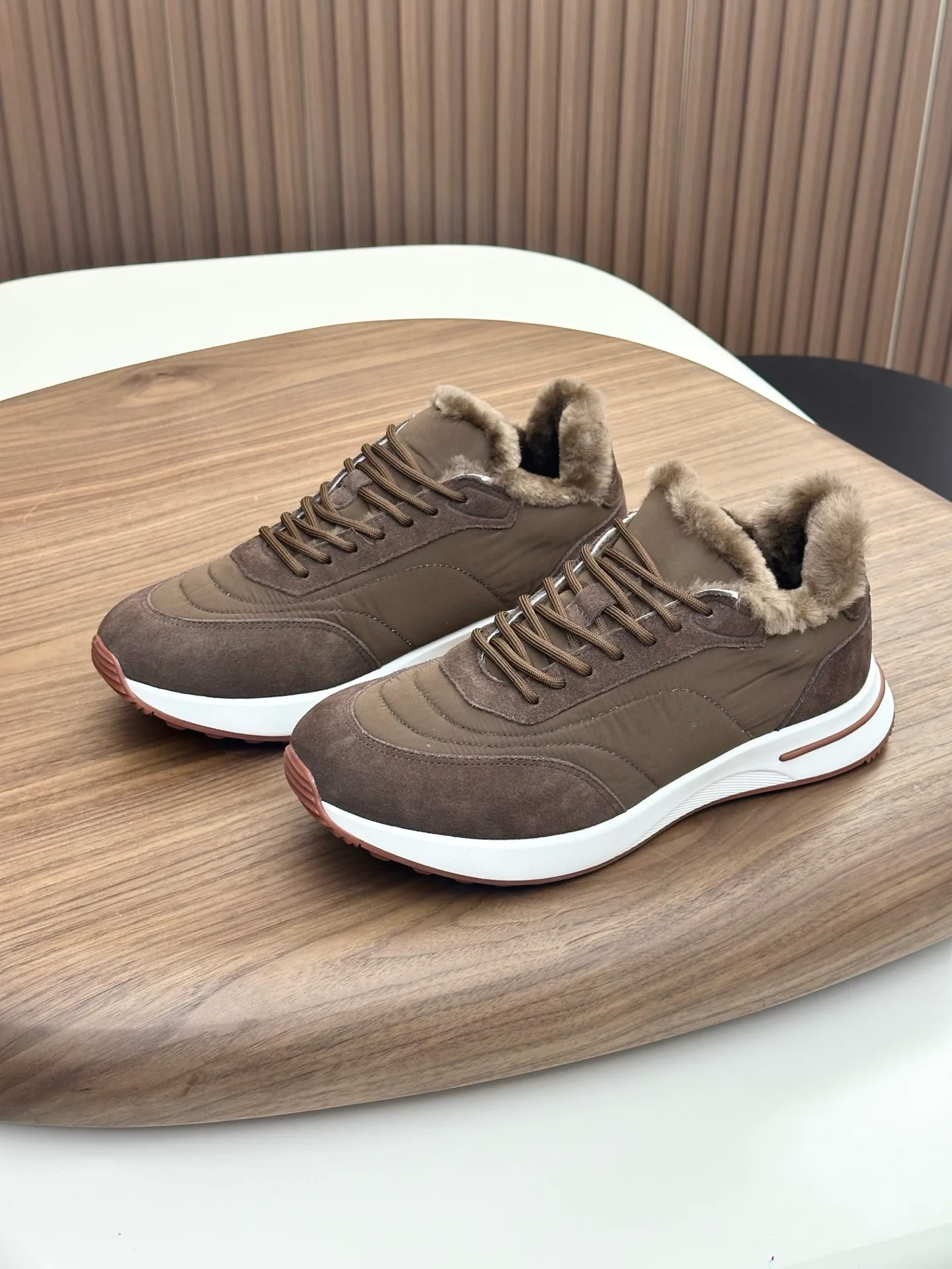 Кроссовки Мужские Loro Piana 581079