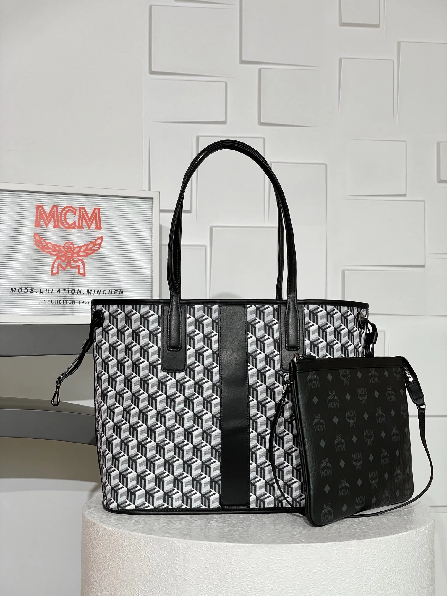 Классические Сумки Женские Mcm 10854017