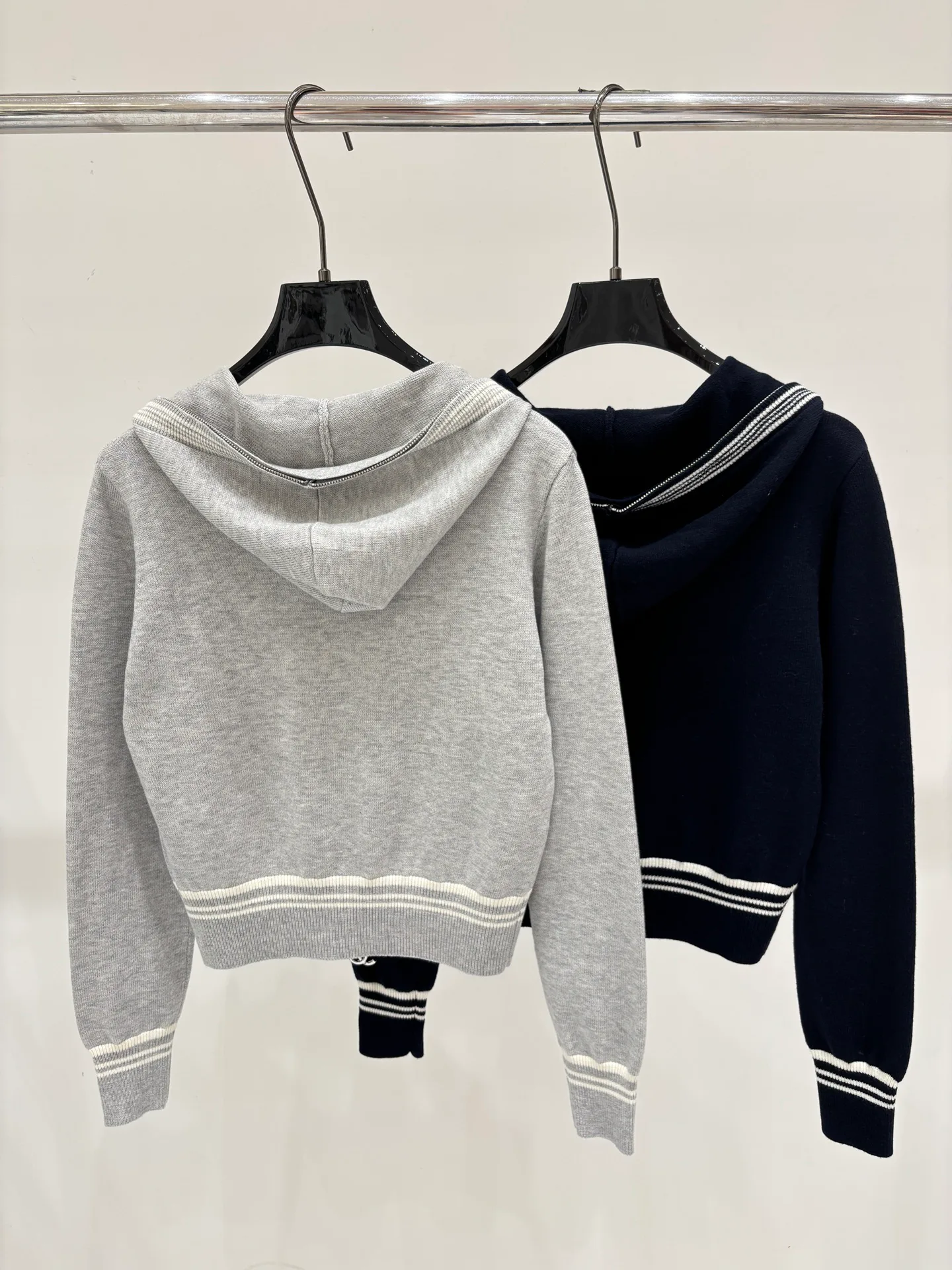 Джемперы И Свитеры Женские Chanel 17932553