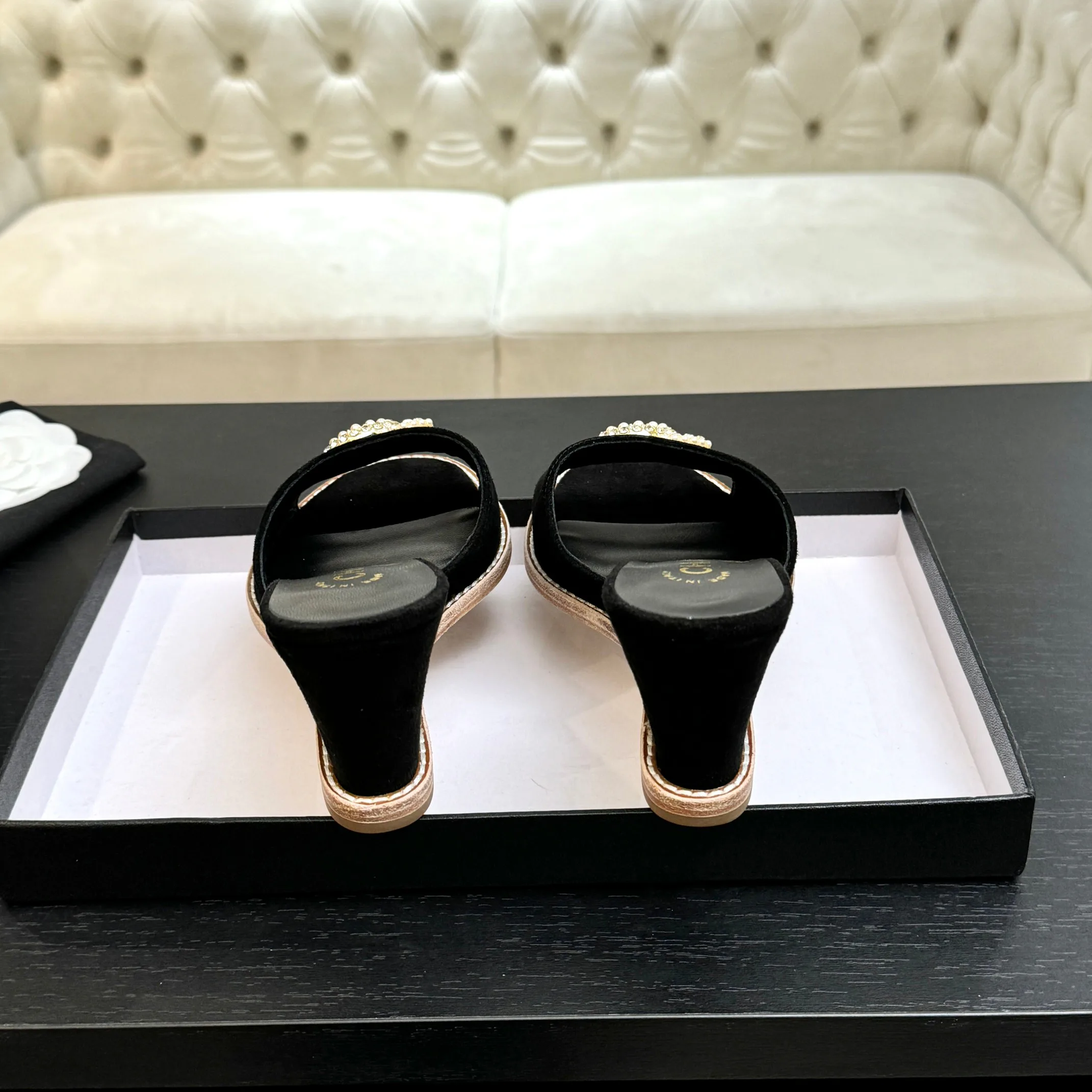 Босоножки Женские Chanel 10235885