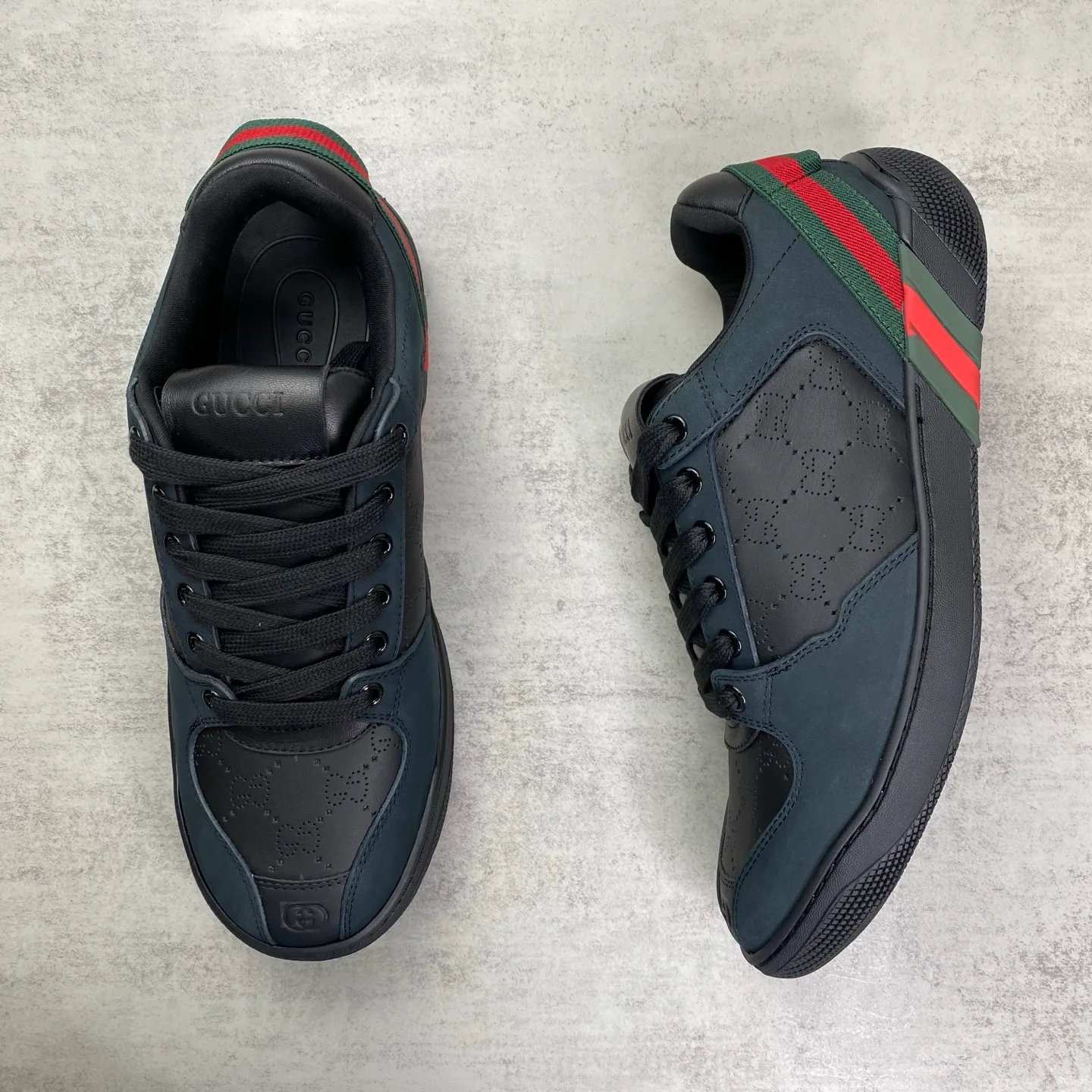 Кроссовки Женские Gucci 18437400