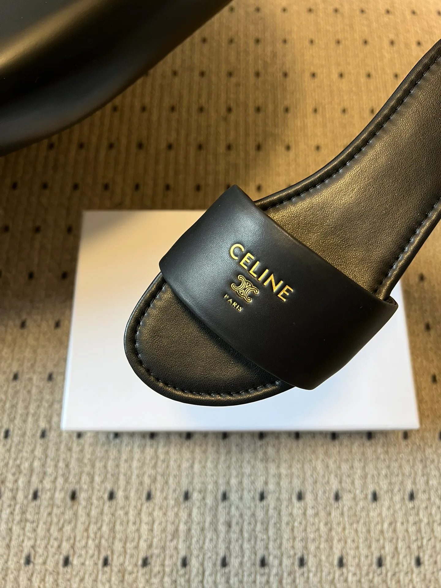 Шлепанцы Женские Celine 5314770